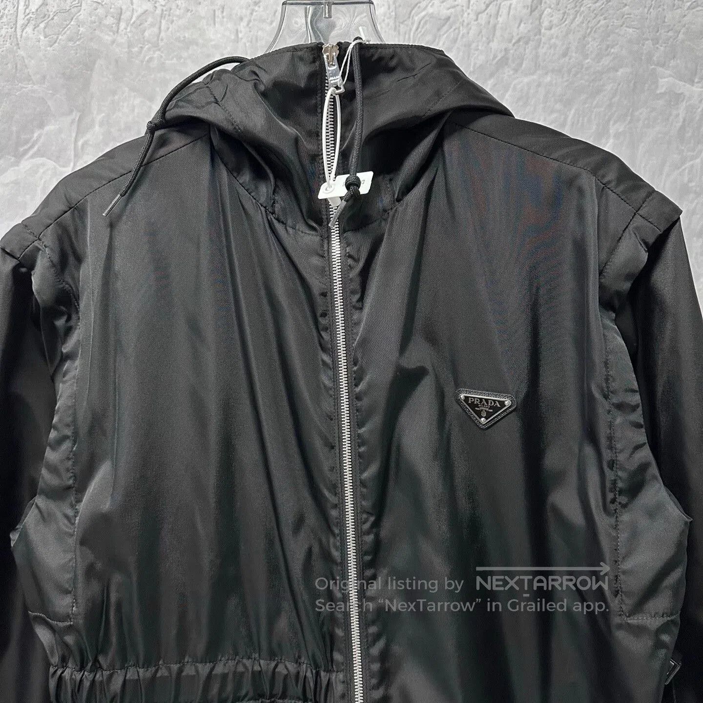 Prada prada hooded jacket with removable sleeves. Size S / US 4 / IT 40 - 2 Thumbnail