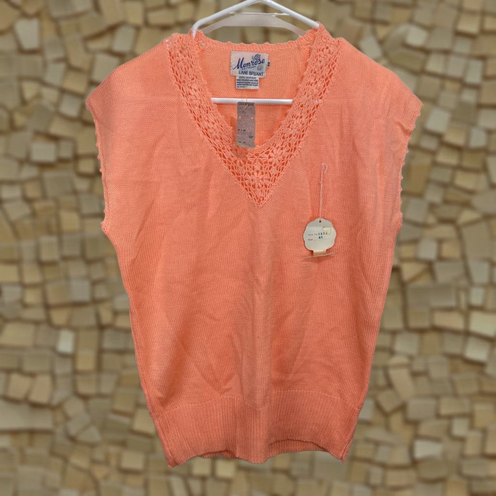 Vintage VINTAGE Lane Bryant Monrose Knitwear Sleeveless Vest Top Medium Peach Crochet V-Neck Tank Womens Size M / US 6-8 / IT 42-44 - 1 Thumbnail