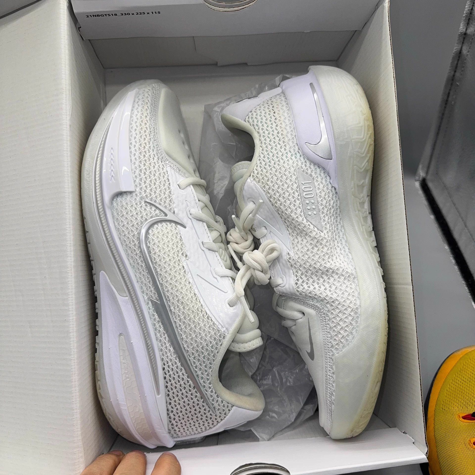 Nike Nike Gtcut1 White 42.5 Size US 9.5 / EU 42-43 - 5 Thumbnail