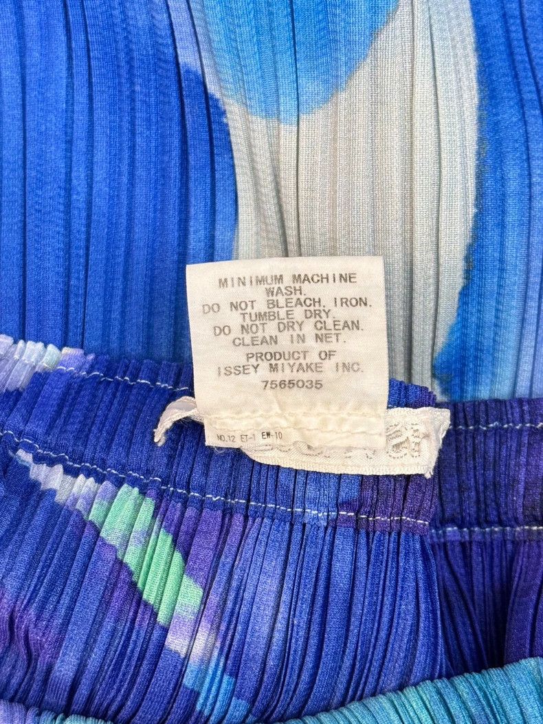 Issey Miyake Issey Miyake Blue watercolor cardigan Size L / US 10 / IT 46 - 6 Thumbnail