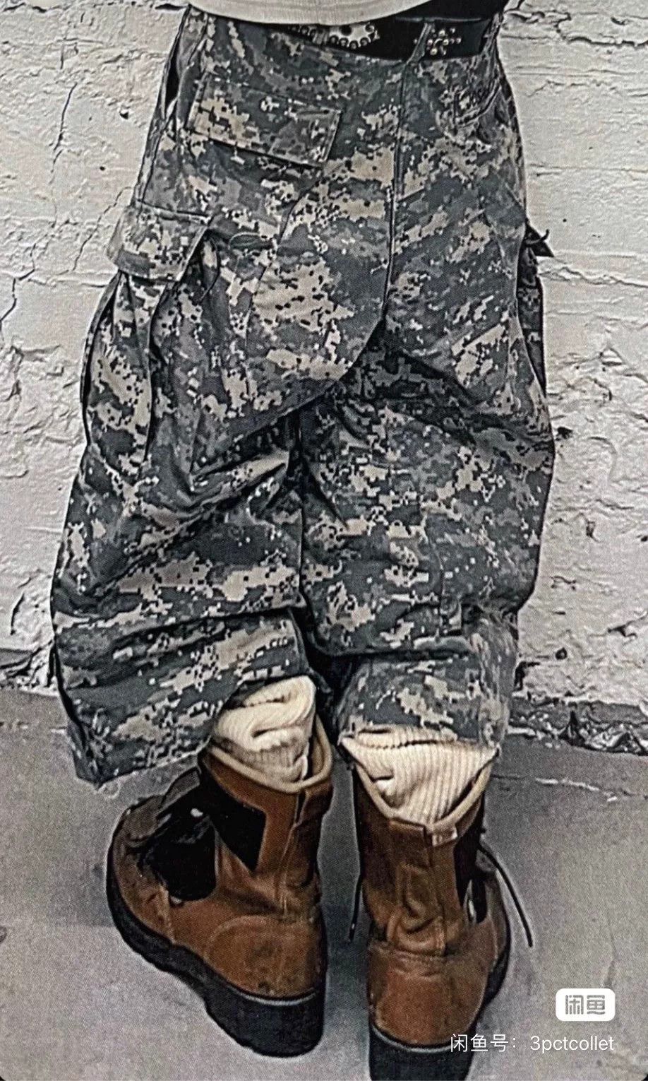 Vintage Vintage Digital Camo Cargo Remake Pants Size US 31 - 1 Thumbnail