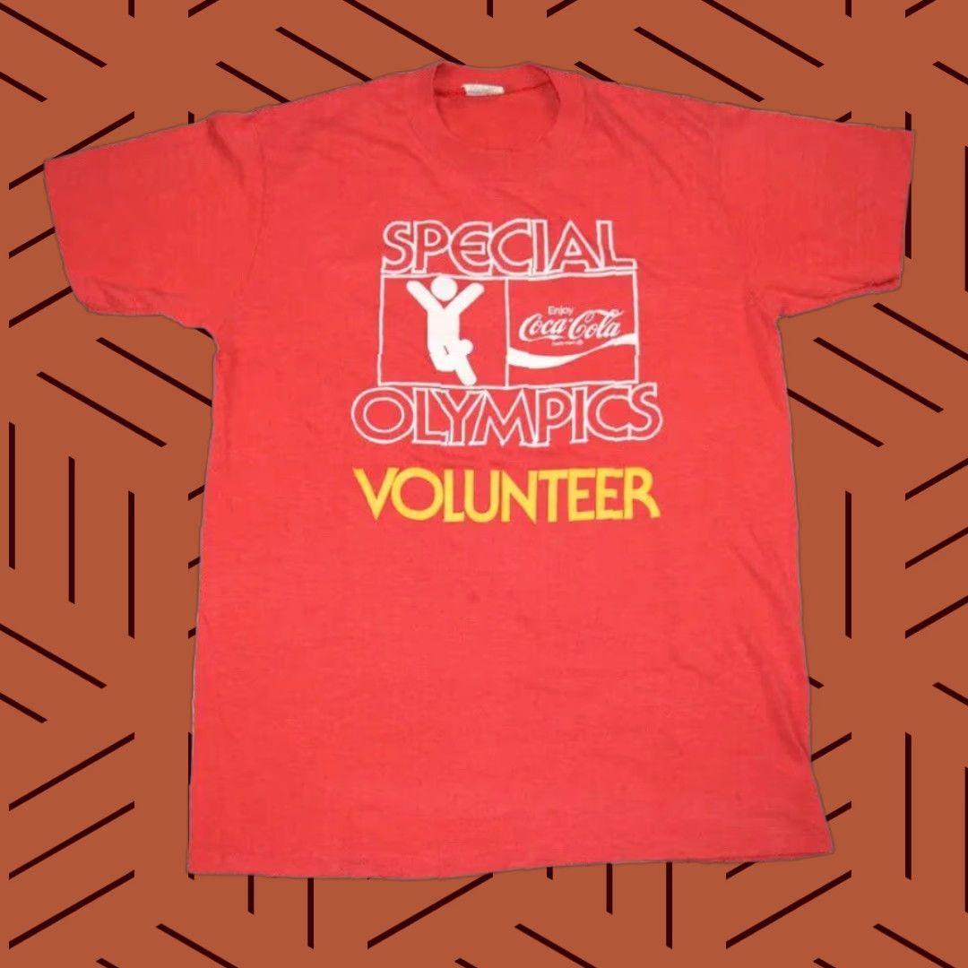 Vintage VINTAGE 80s SPECIAL OLYMPICS VOLUNTEER Coca-Cola Advertising Men's T-Shirt M Red Stedman Size US M / EU 48-50 / 2 - 1 Thumbnail