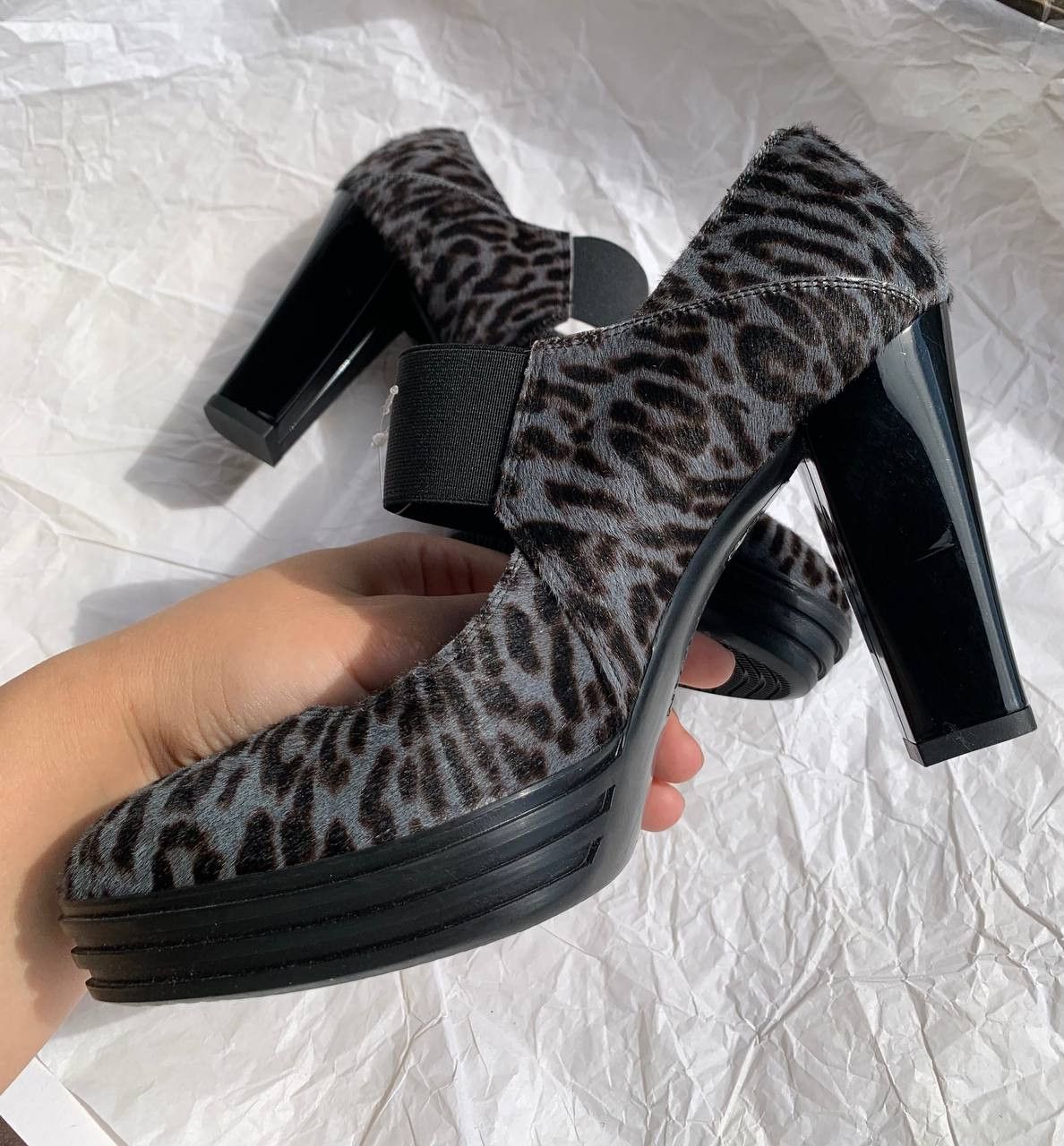 Hogan Hogan Mary Jane shoes with fur and gray-black leopard print Size US 7 / IT 37 - 4 Thumbnail