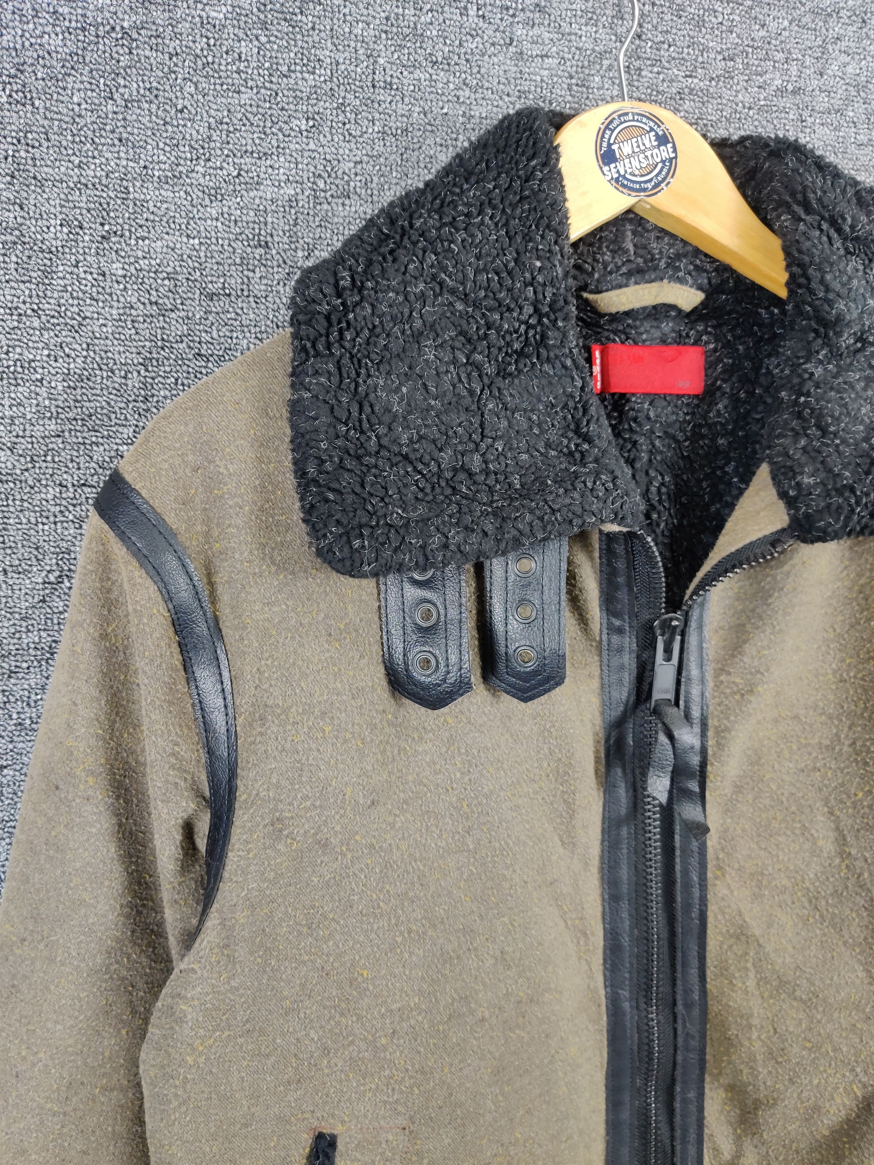 Levi's Vintage Clothing Vintage Levi's Shearling Denim B3 Style Jacket Size US L / EU 52-54 / 3 - 6 Thumbnail