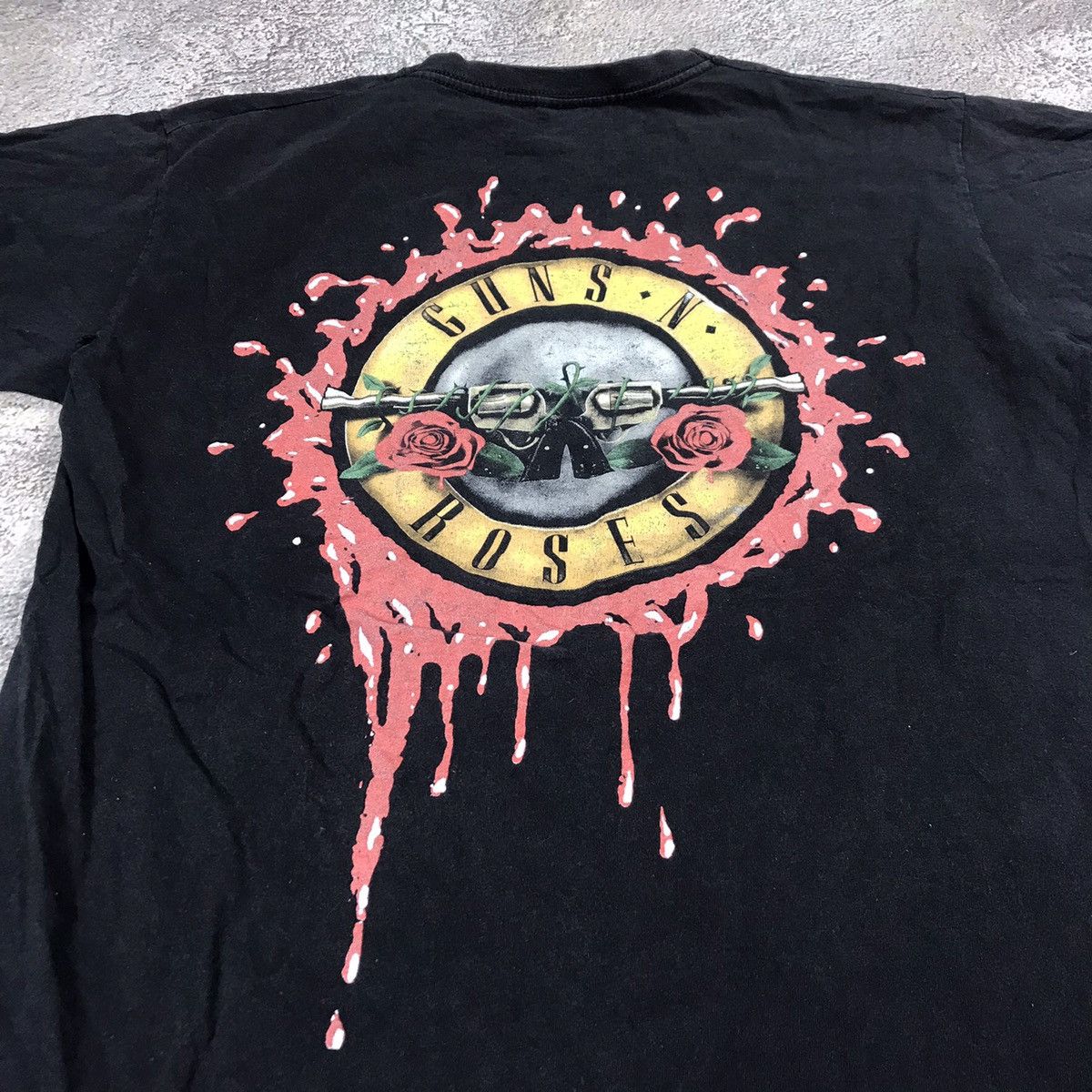 Vintage Vintage 90s Guns N Roses Graphic Tee Y2K Band Grunge Boxy M Size US M / EU 48-50 / 2 - 3 Thumbnail