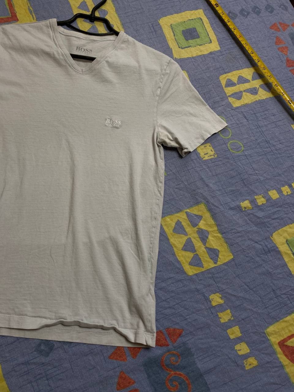 Hugo Boss Vintage Hugo Boss t shirt Size US S / EU 44-46 / 1 - 3 Thumbnail