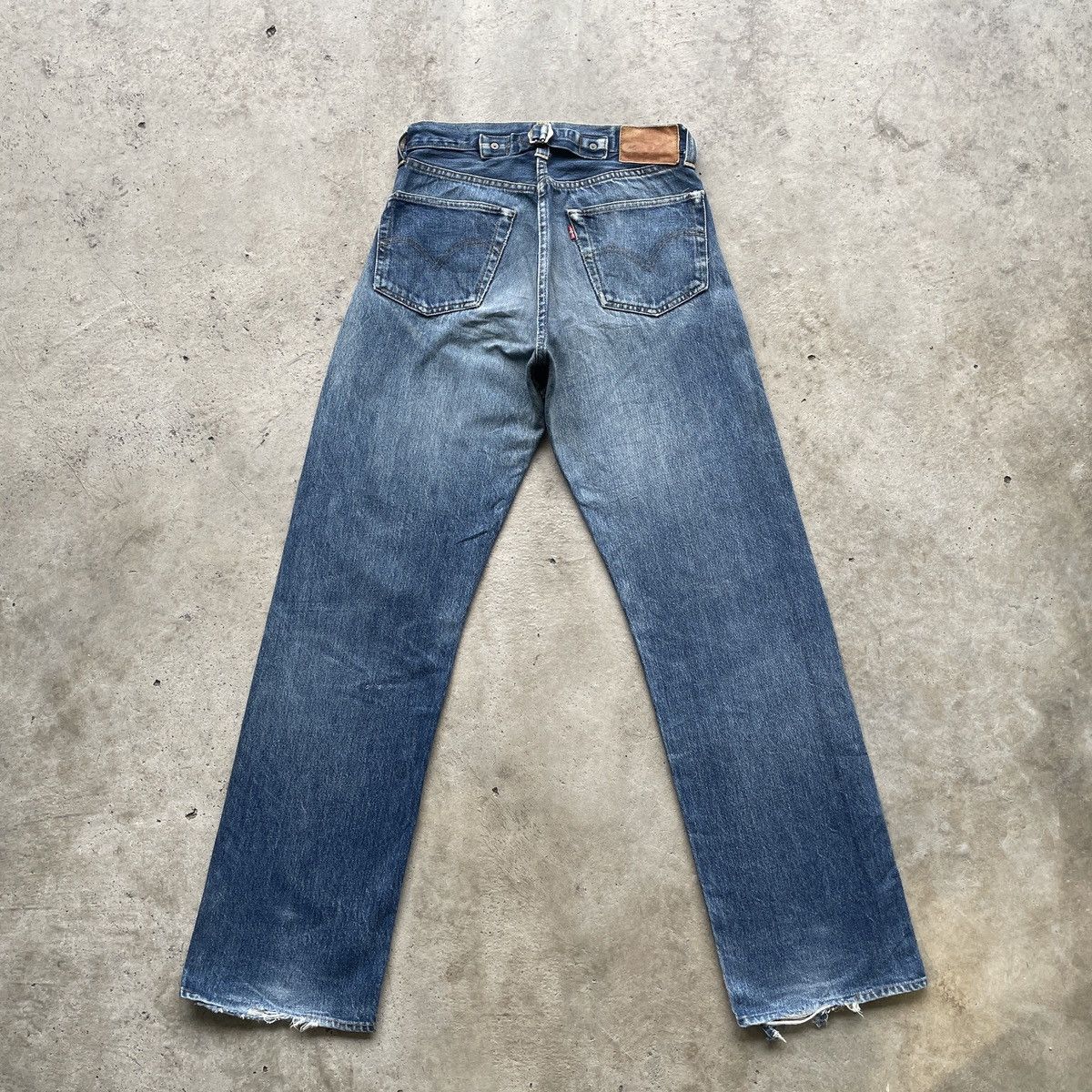 Levi's Vintage Clothing Vintage Levis Big E USA Buckle Faded Selvedge Jeans Pants Size US 28 / EU 44 - 2 Thumbnail