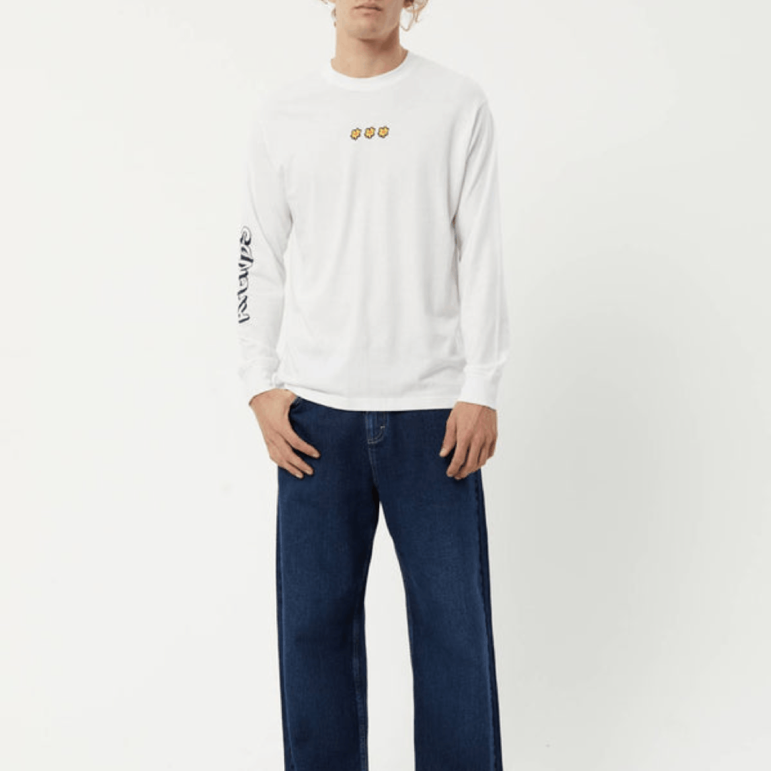 Afends BNWT Afends - Globe - Recycled Long Sleeve Tee - Size Medium Size US M / EU 48-50 / 2 - 17 Thumbnail