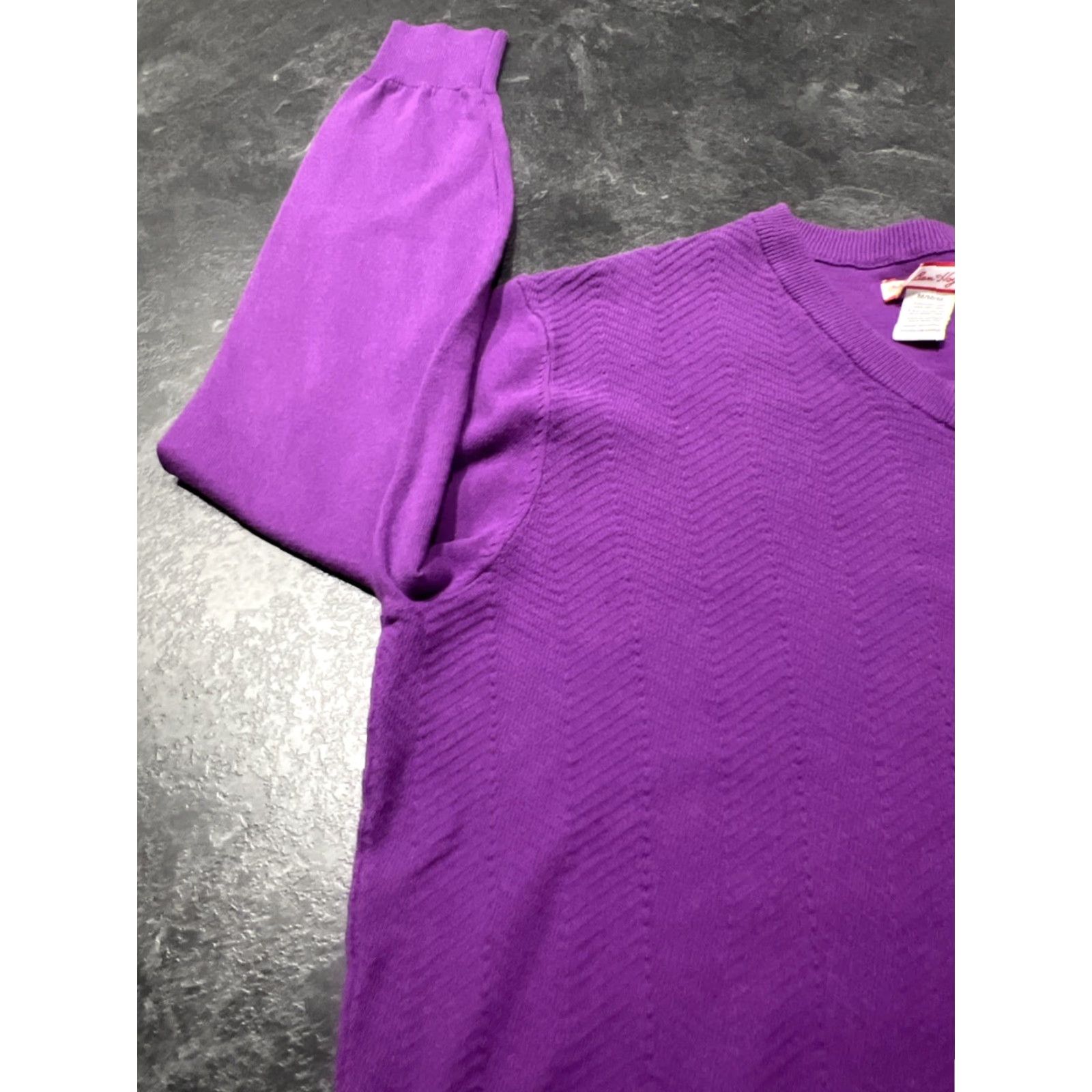 Hogan VINTAGE Ben Hogan Mens Sweater Pullover V-Neck Purple M Knit Chevron All Seasons Golf Mens Size US M / EU 48-50 / 2 - 4 Thumbnail