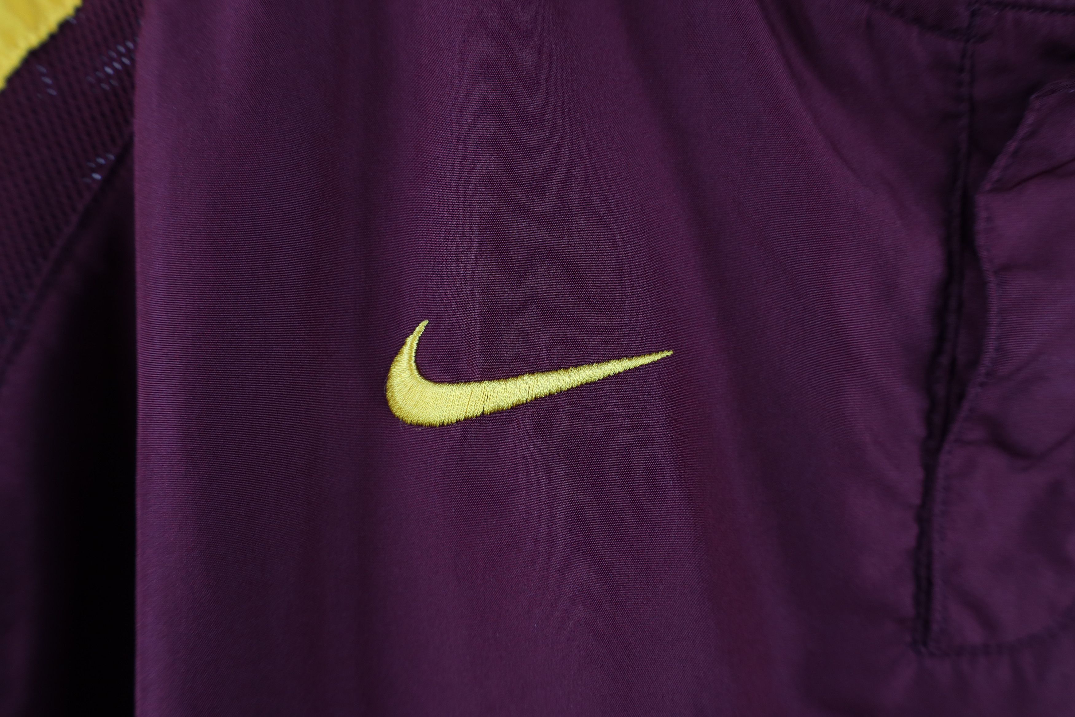 Nike × Vintage Nike University of Minnesota Short Sleeve Windbreaker Jacket Size US S / EU 44-46 / 1 - 5 Thumbnail