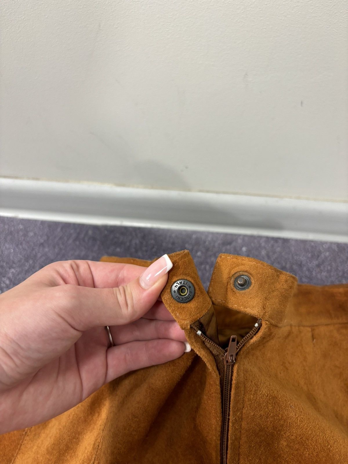 Colmar Vintage Colmar Ten Yards Luxury Vera Pelle Leather Skirt Size 30" / US 8 / IT 44 - 15 Thumbnail