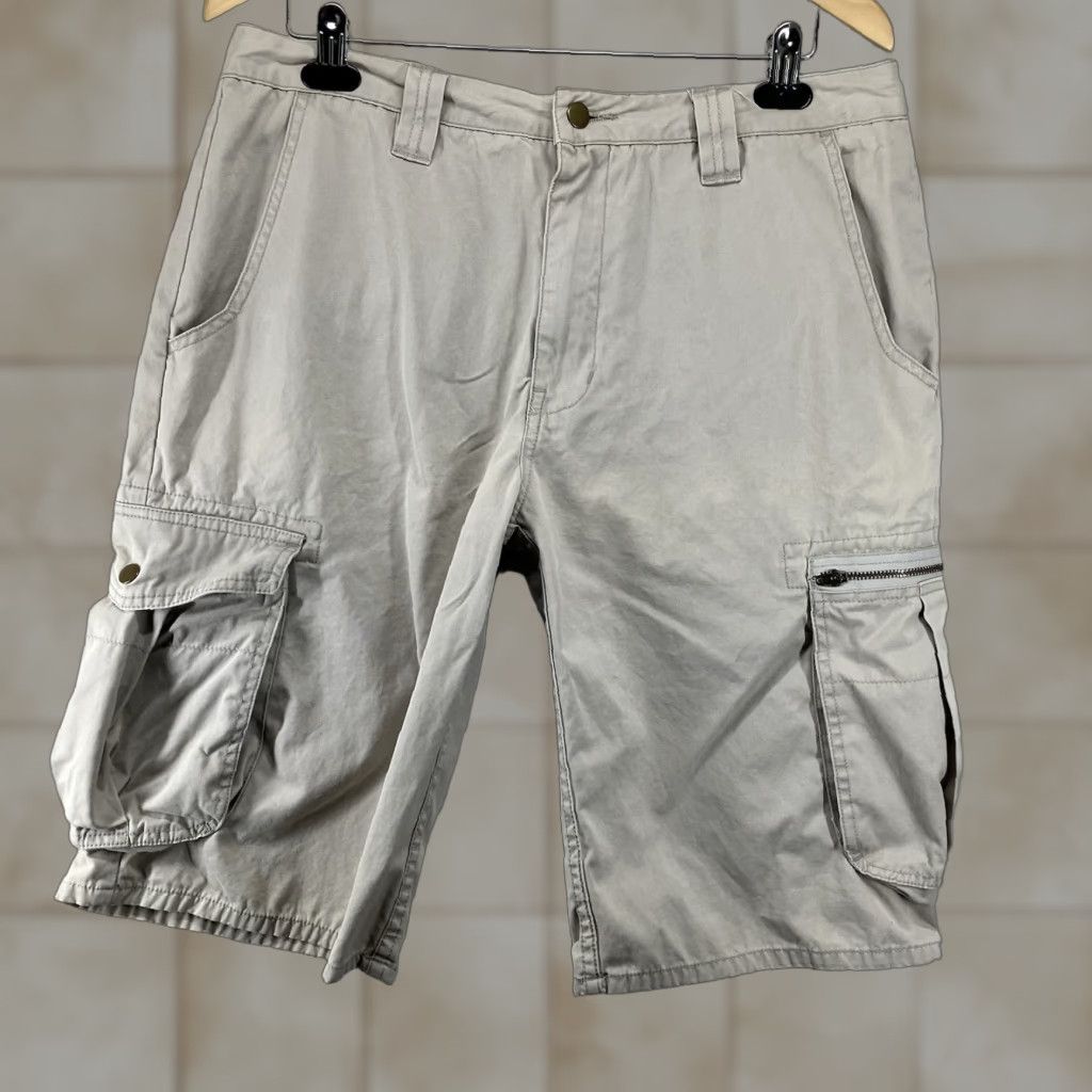 UFC VINTAGE UFC Ultimate Fighter Cargo Shorts Men 34 Beige Cotton 34x12 MMA Embroidered Logo, Relaxed Fit, Mid Rise, Canvas, USA, y2k, 90s, Casual Mens Size US 34 / EU 50 - 1 Thumbnail