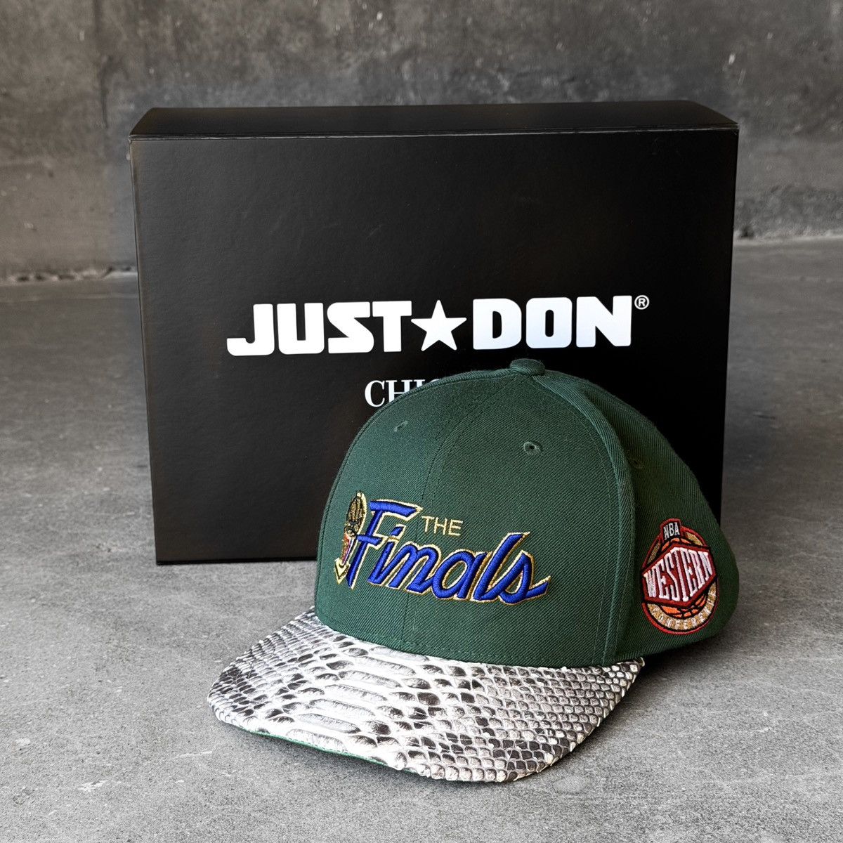 Just Don × Mitchell & Ness Just Don Mitchell & Ness THE FINALS Python Brim Hat Size ONE SIZE - 4 Thumbnail