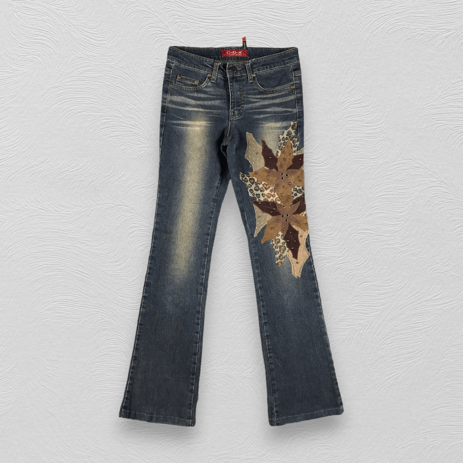 Japanese Brand Vintage Japanese Brand Flared Jeans KJ2045 Size 25" / US 0 / IT 36 - 1 Thumbnail
