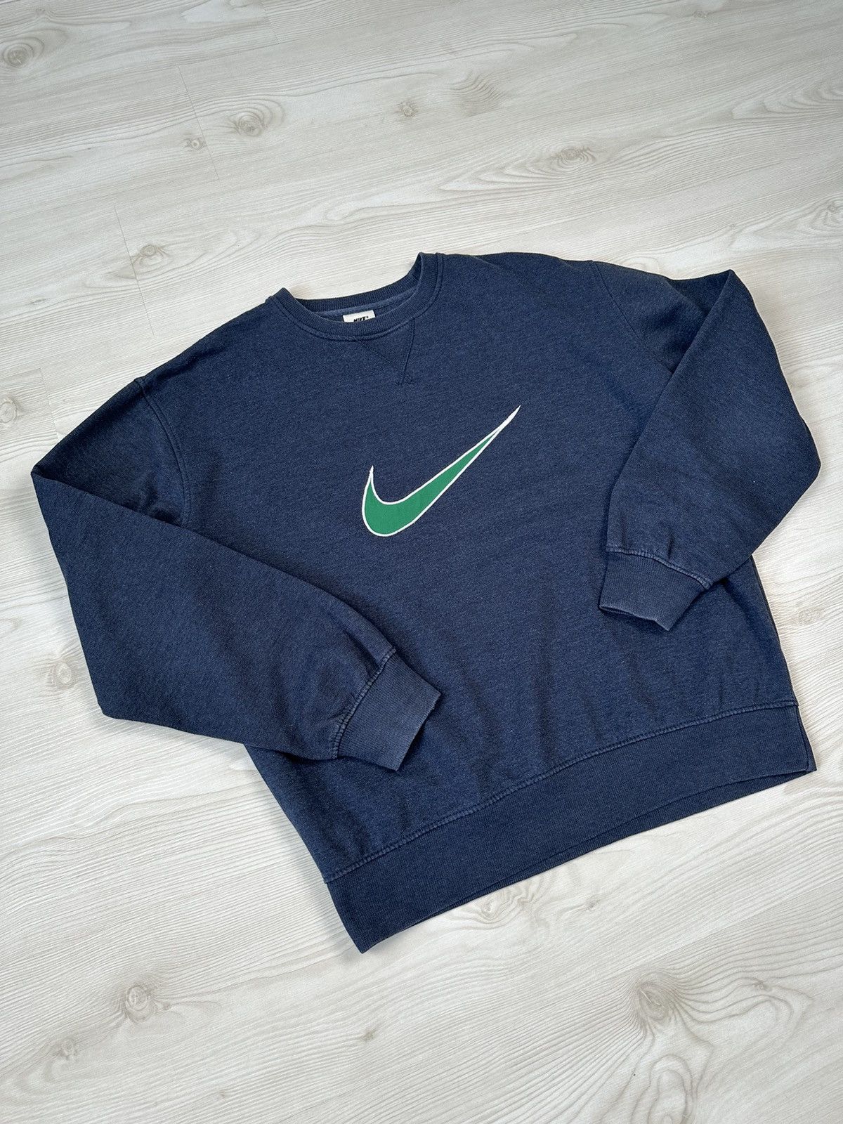Nike Vintage Y2k Nike Big Swoosh Sweatshirt Size US S / EU 44-46 / 1 - 3 Thumbnail