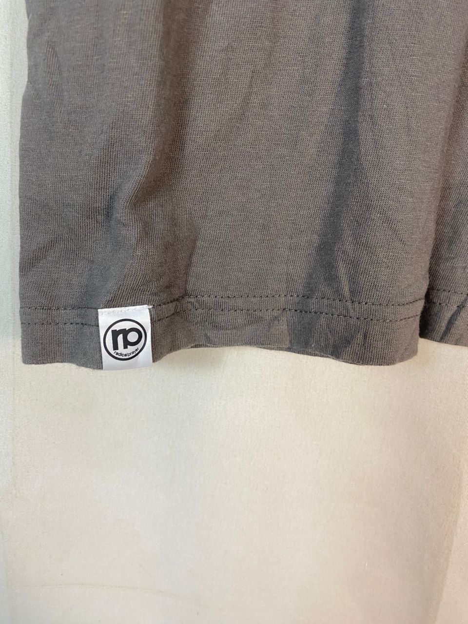 Japanese Brand Space monkey “idiots “ printed tshirt Size US M / EU 48-50 / 2 - 4 Thumbnail