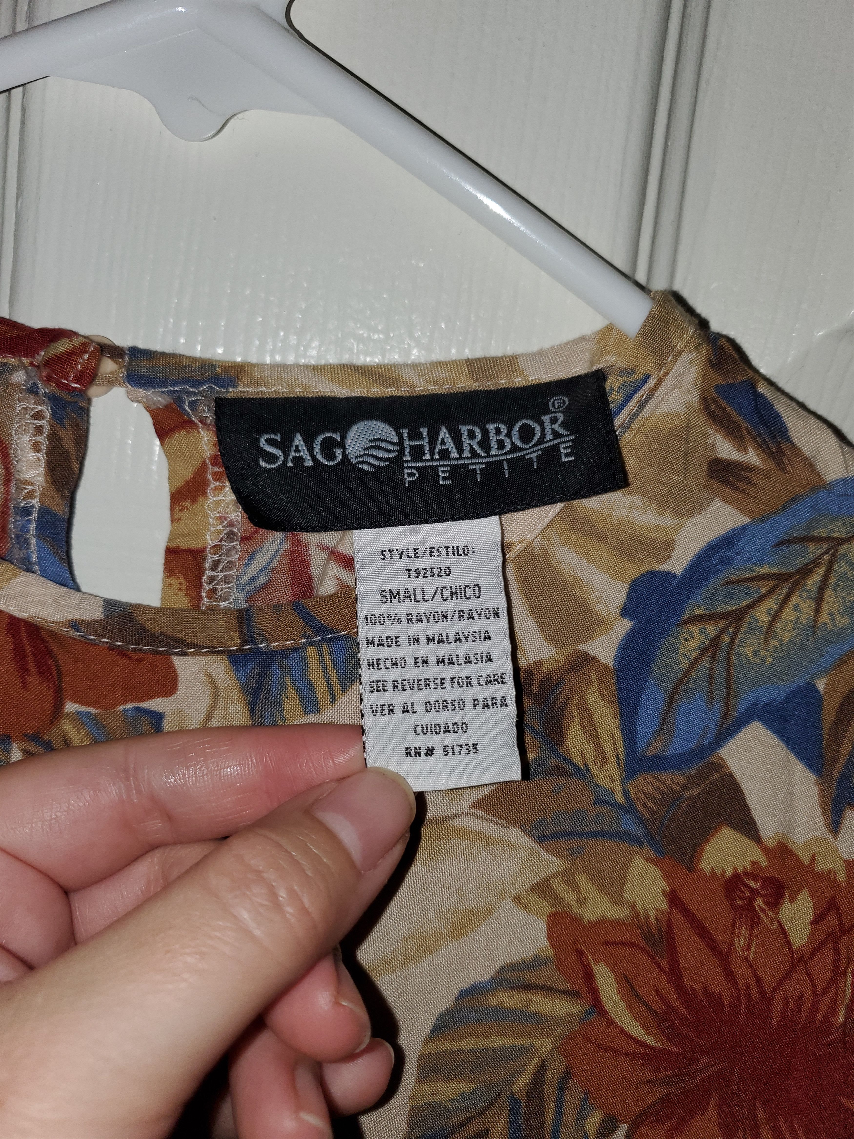 Vintage Vintage Sag Harbor Petite Floral Print Top (size s) Size S / US 4 / IT 40 - 4 Thumbnail
