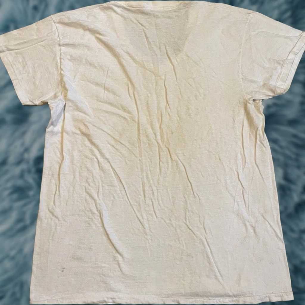 Thrasher VINTAGE Thrashed Faded V Neck Shirt M White 70s 80s Grunge Punk Skate Track & Field USA Sports USA Mens T-Shirt Size US M / EU 48-50 / 2 - 1 Thumbnail