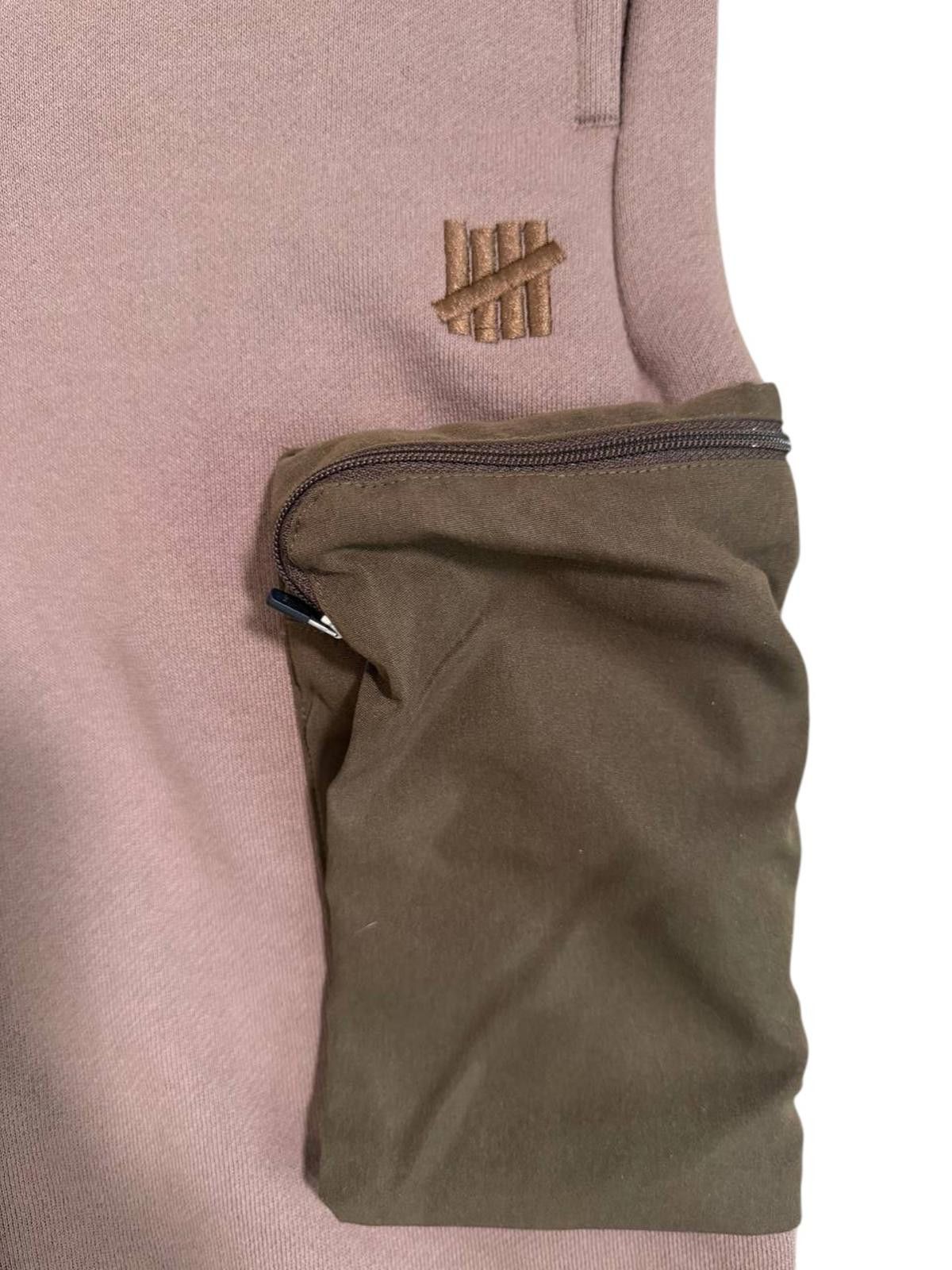 Undefeated Undefeated Cargo Sweatpants – Mauve/Olive – Size XS Size US 28 / EU 44 - 3 Thumbnail