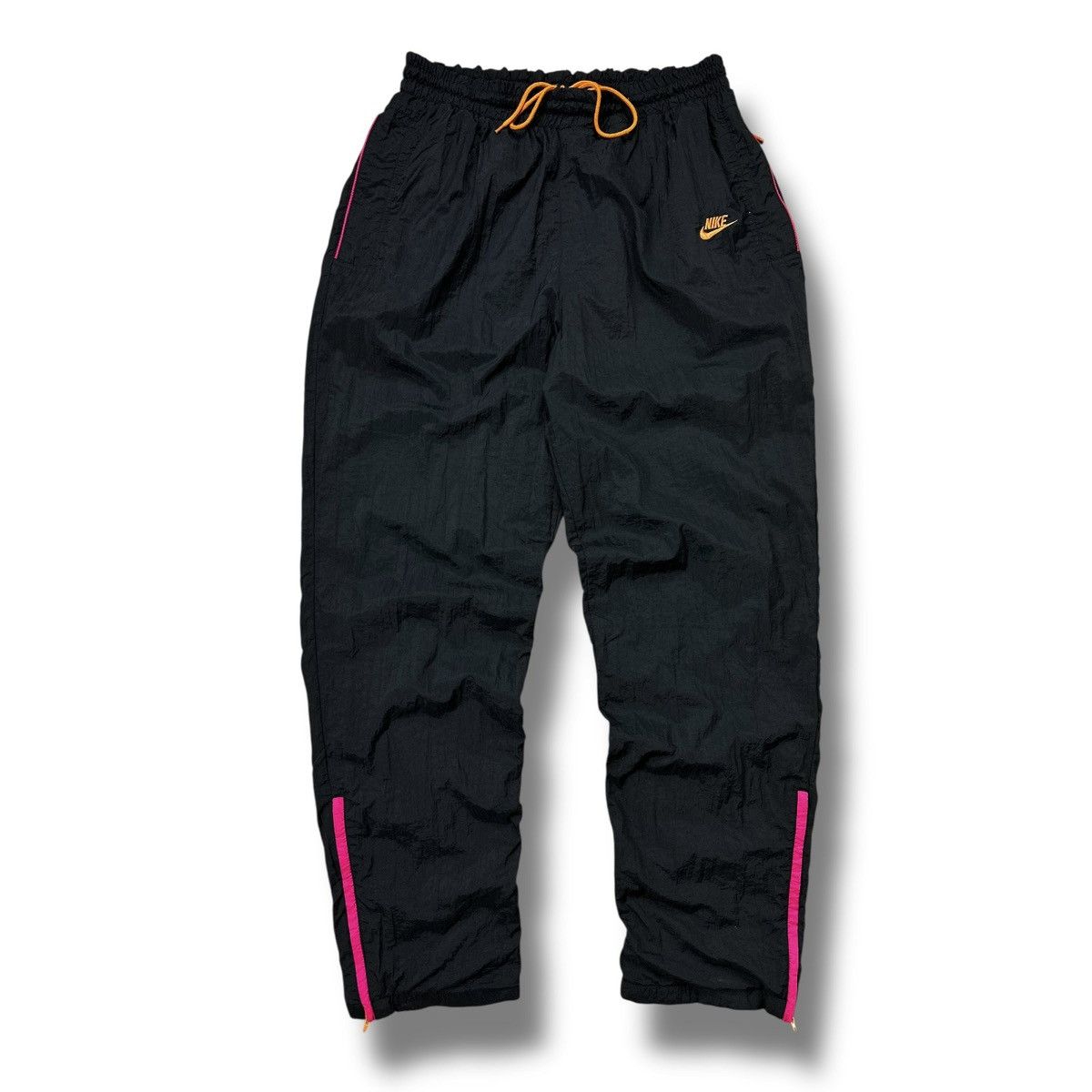 Nike Vintage 80’s Nike Nylon Track Pants Joggers Black Retro Y2K Size US 34 / EU 50 - 1 Thumbnail