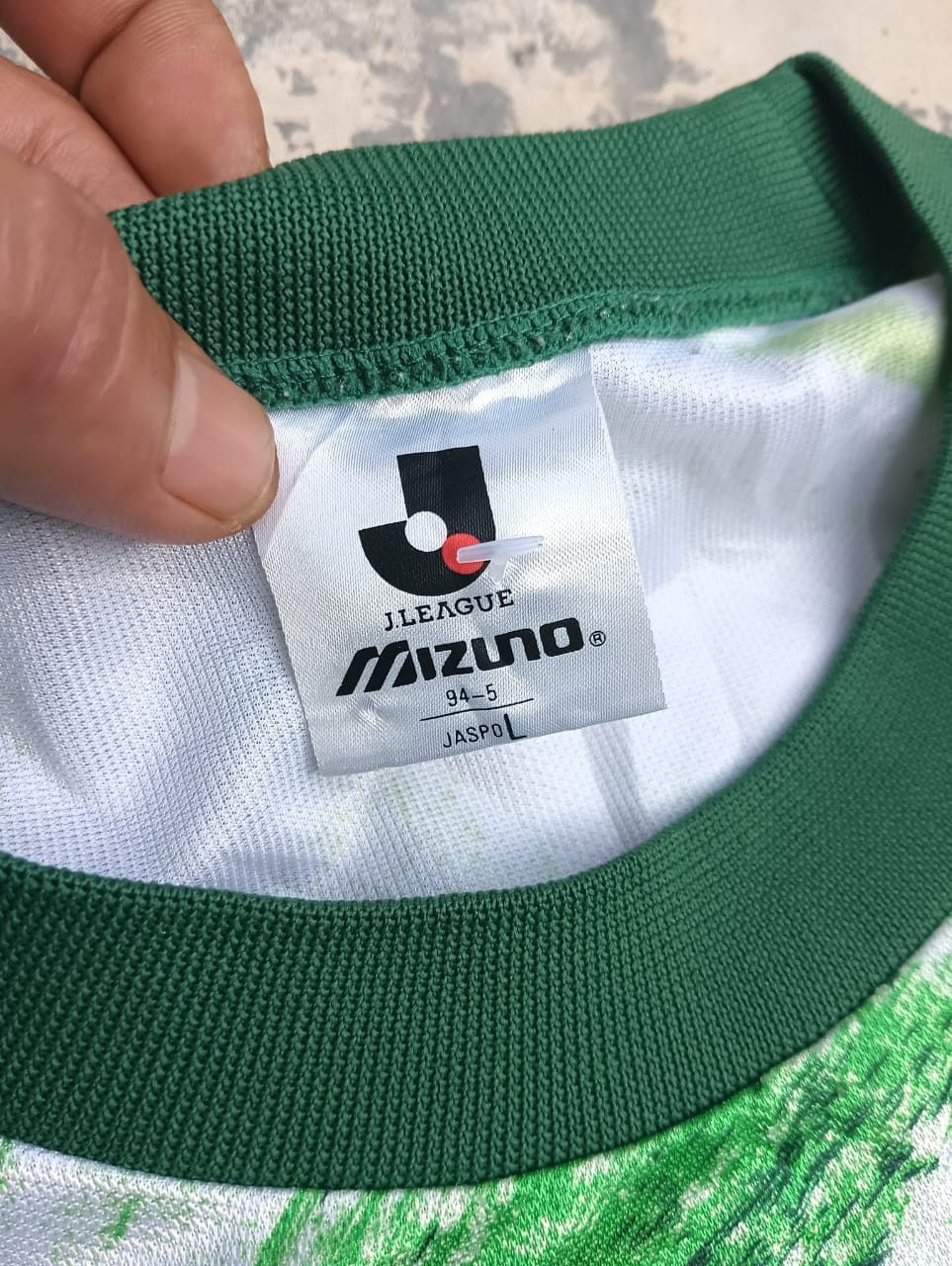 Japanese Brand × Vintage Vintage Mizuno yomiuri Nippon fc with player signature Size US M / EU 48-50 / 2 - 4 Thumbnail