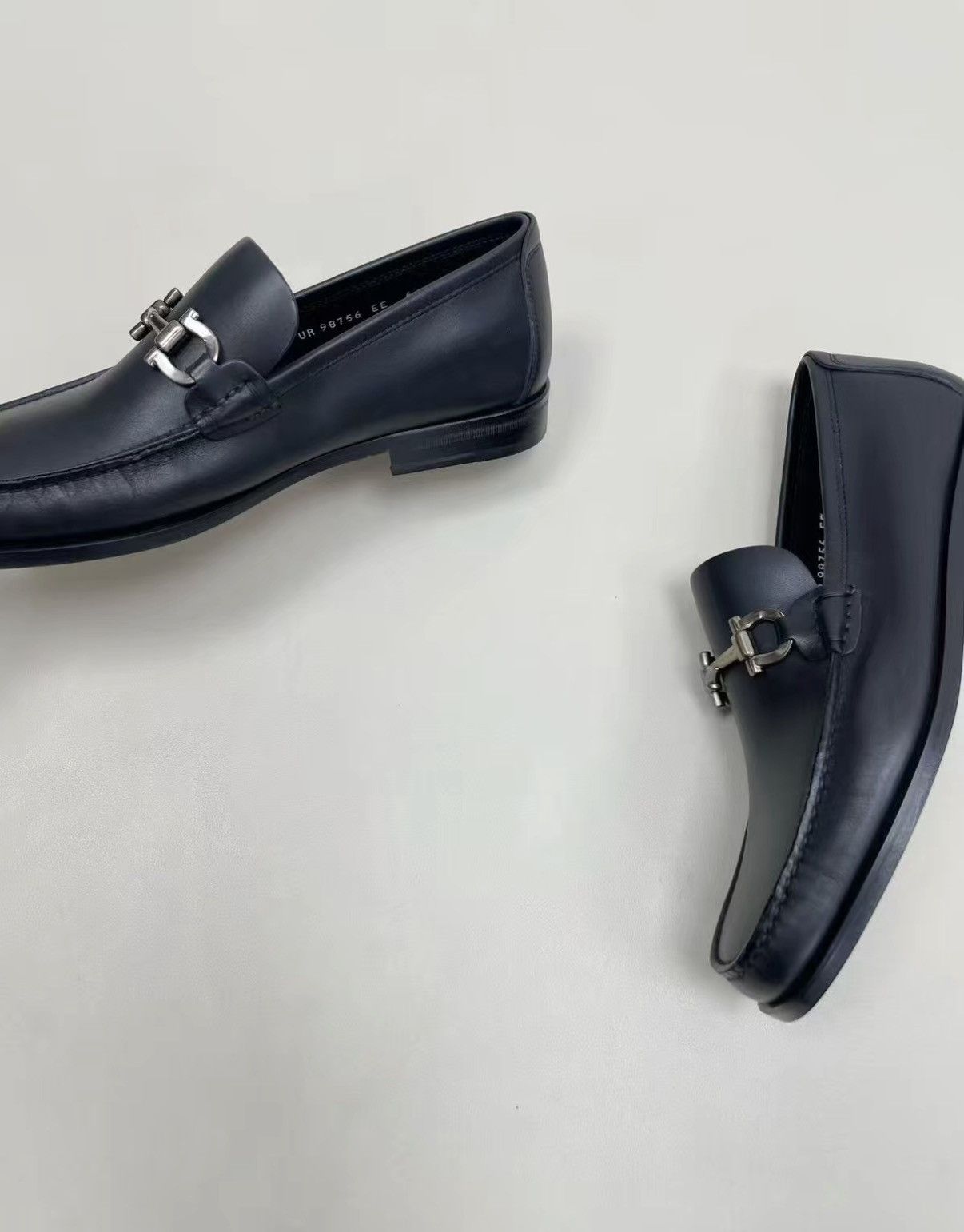 Salvatore Ferragamo Ferragamo Casual Shoes (genuine leather sole) J30 Size US 9.5 / EU 42-43 - 3 Thumbnail