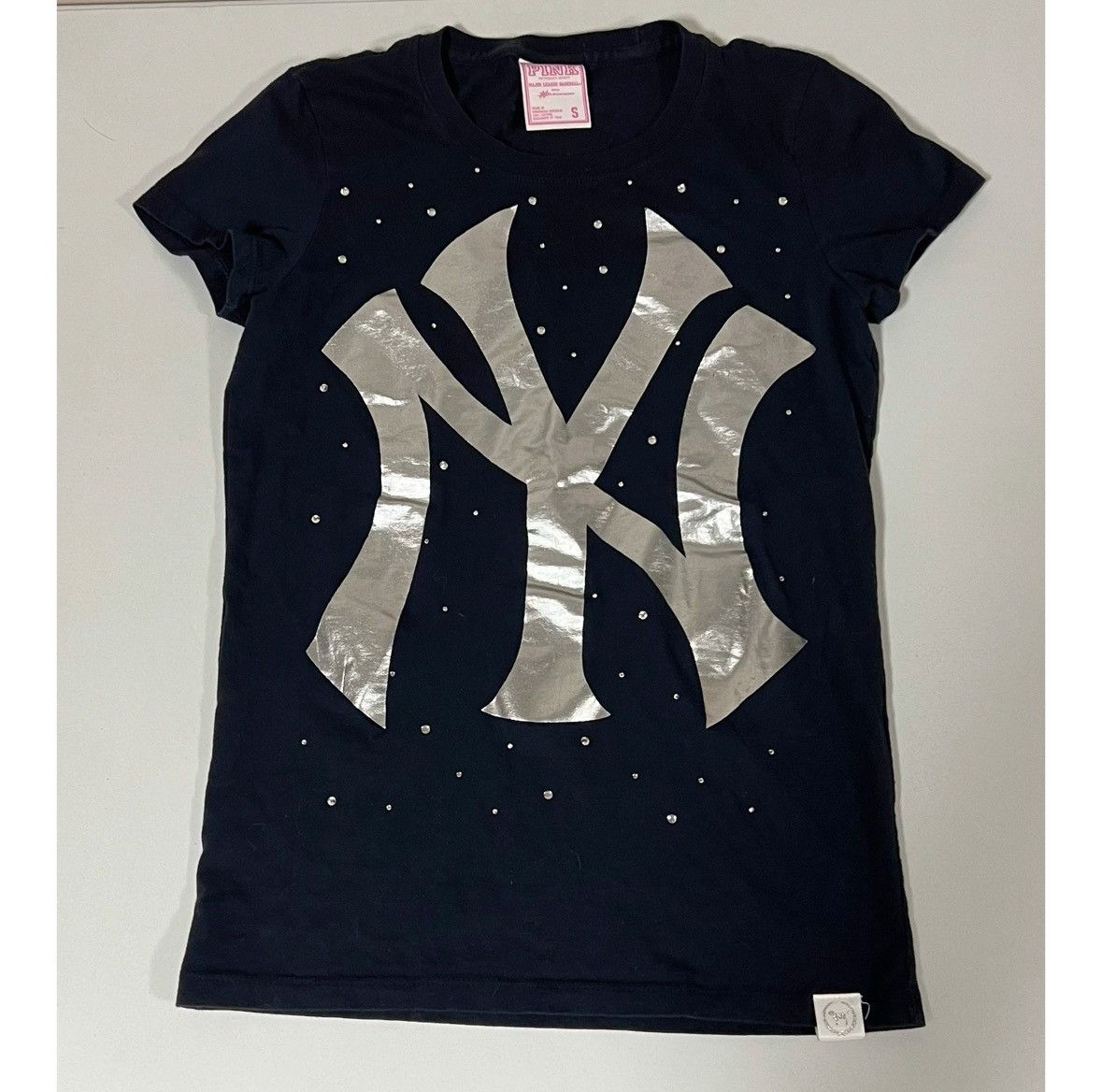 Victoria's Secret Navy Blue ‘NY Yankees: Bronx Bombers’ Shirt Top Tee Size S⚾️✨ Size S / US 4 / IT 40 - 2 Thumbnail