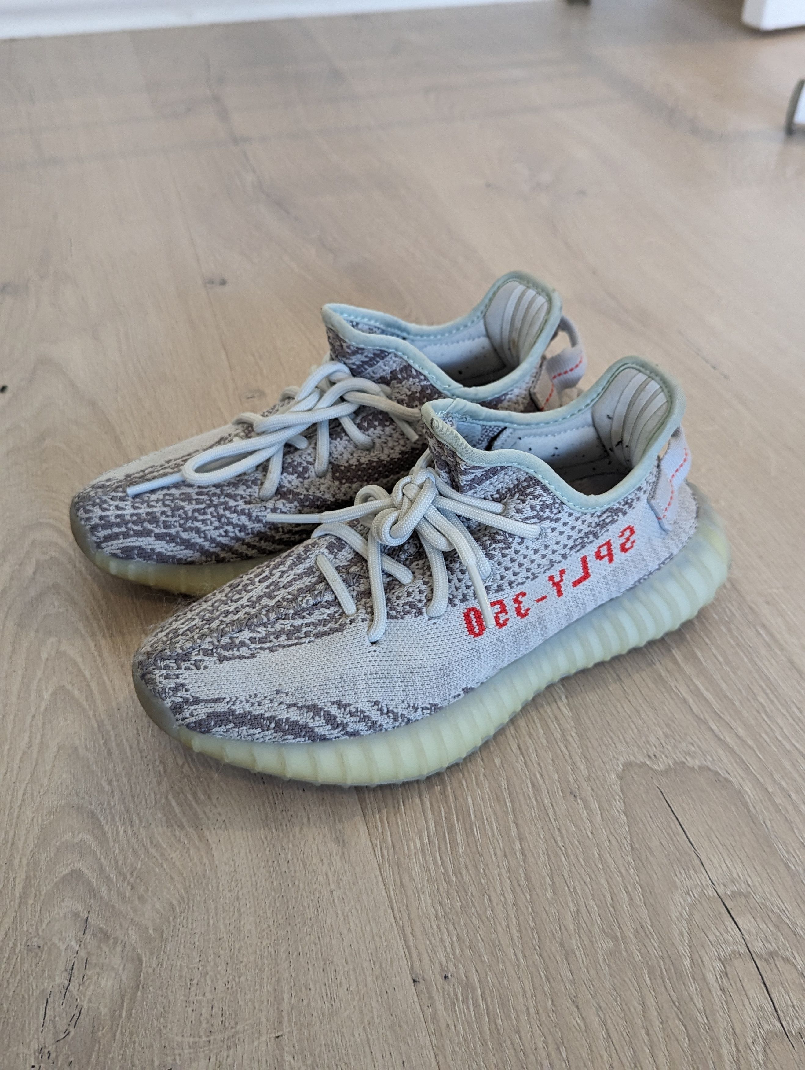 Adidas × Yeezy Yeezy 350 V2 blue tint Size US 5.5 / IT 35.5 - 1 Thumbnail