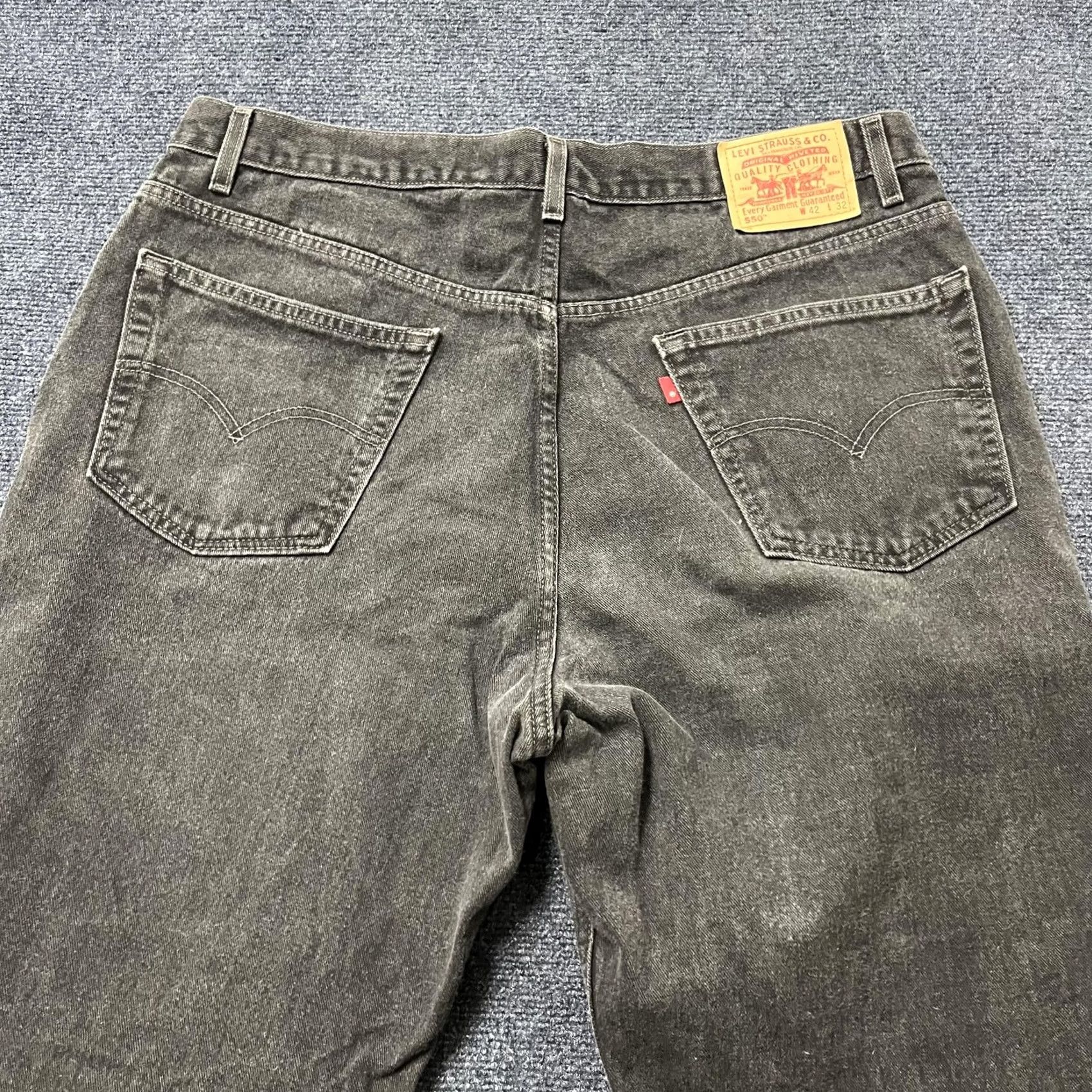 Levi's Levi's 550 Jeans Mens 42 Regular Gray Charcoal Denim Relaxed Tapered Fit Pants Size US 42 / EU 58 - 3 Thumbnail
