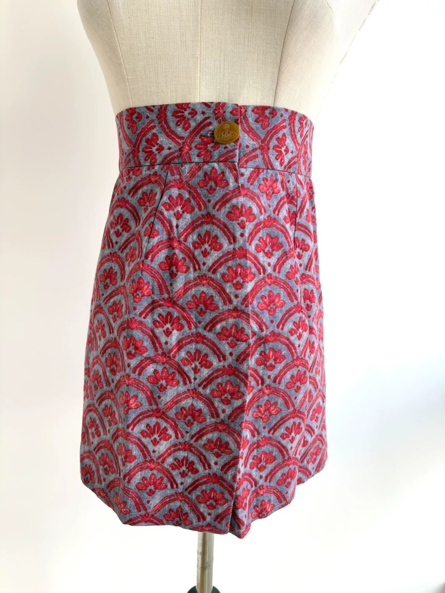 Vivienne Westwood Vivienne Westwood Red Patterned Midi Skirt Size 40" / US 18 - 1 Thumbnail