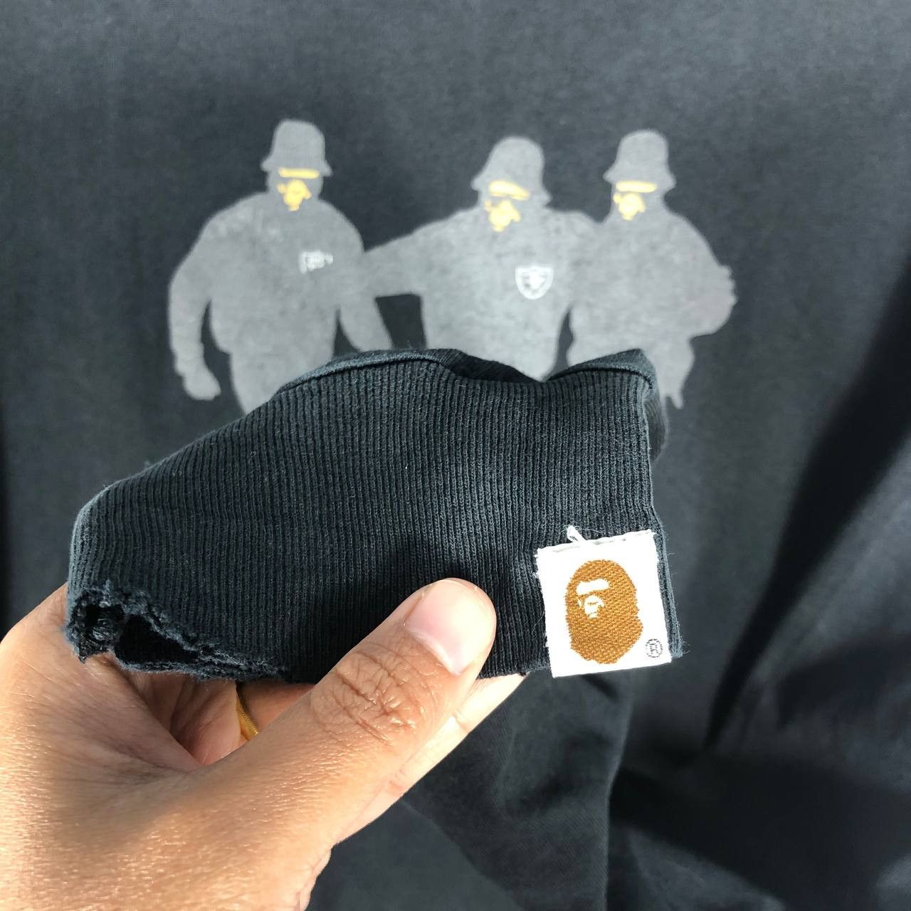 Bape Vintage A Bathing Ape Long Sleeve T-Shirt Size US M / EU 48-50 / 2 - 9 Thumbnail