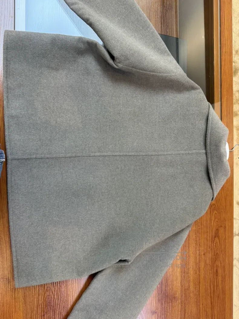 Hermes Hermes Sophisticated Grey Cashmere Coat, Size 38, 100% Cas Size XS / US 0-2 / IT 36-38 - 2 Thumbnail