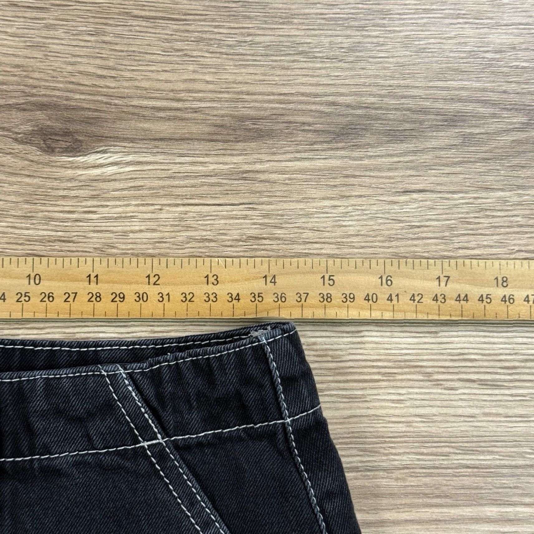 Forever 21 Forever 21 Black Denim Mini Skirt Womens Medium With Pockets Size 32" / US 10 / IT 46 - 5 Thumbnail