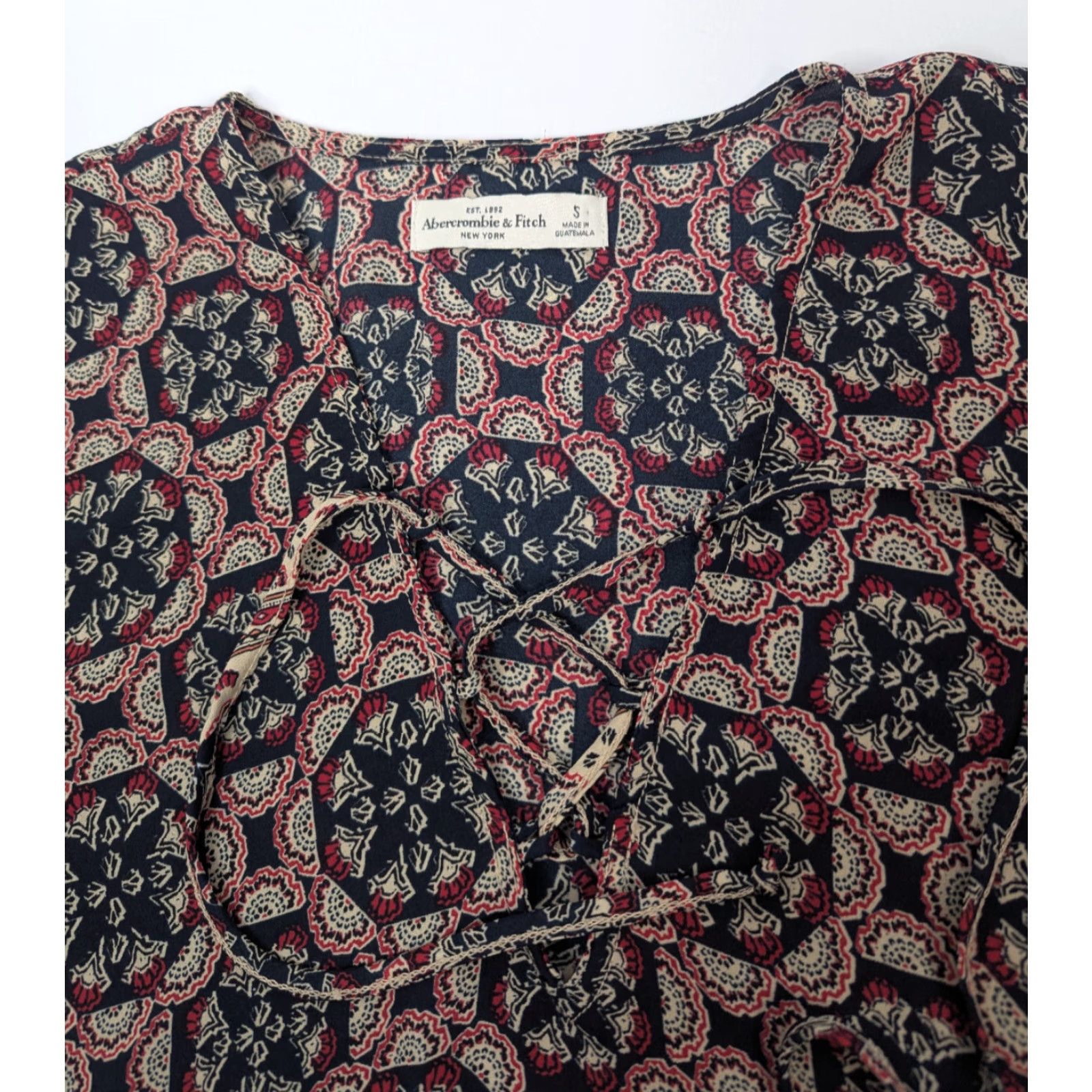 Abercrombie & Fitch Abercrombie & Fitch Blouse Womens Size S Peasant Bell Sleeve Multicolor Long Sleeve Pullover Size S / US 4 / IT 40 - 7 Thumbnail