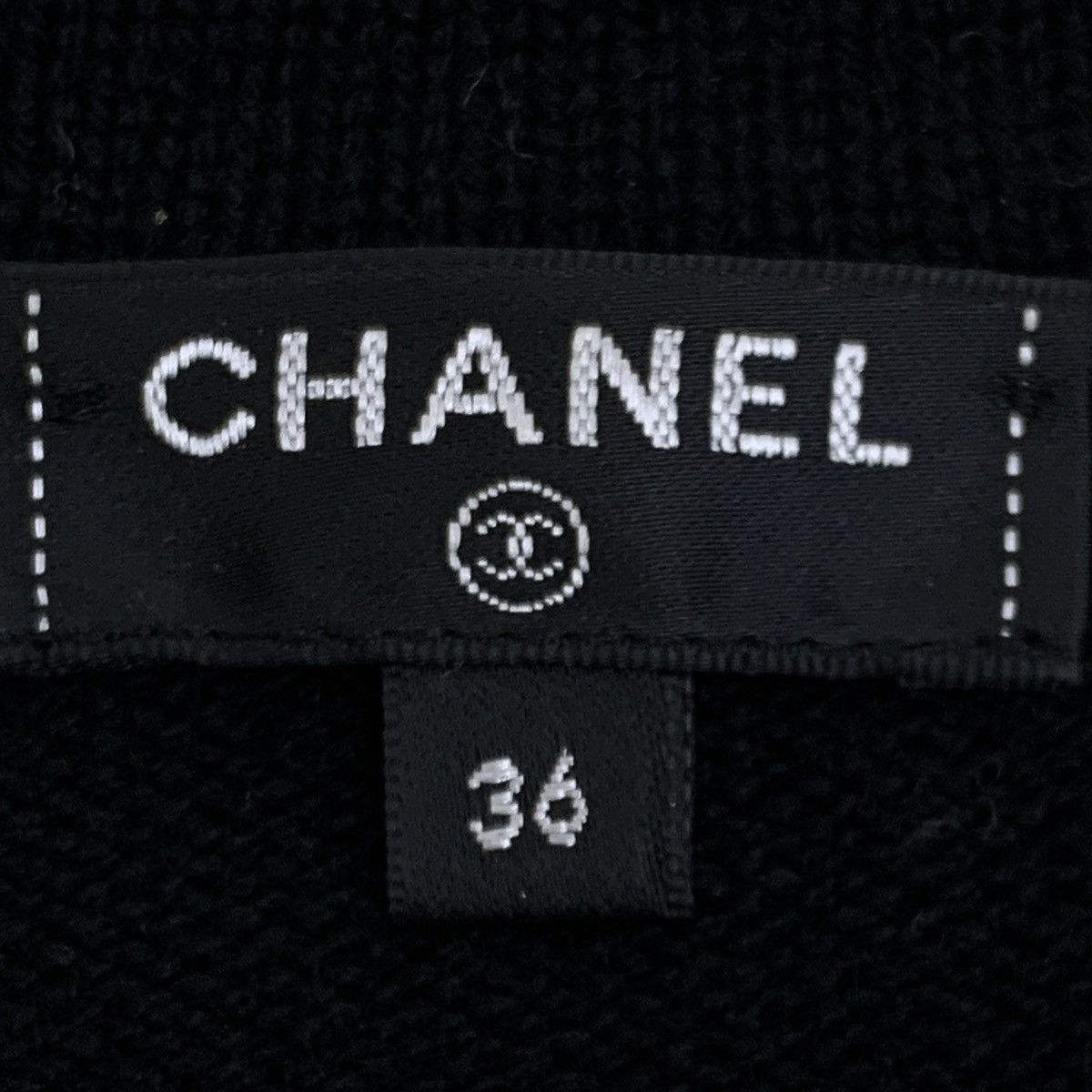 Chanel Chanel Black Snowflake Embellished Cashmere Knit Cardigan Size XS / US 0-2 / IT 36-38 - 5 Thumbnail