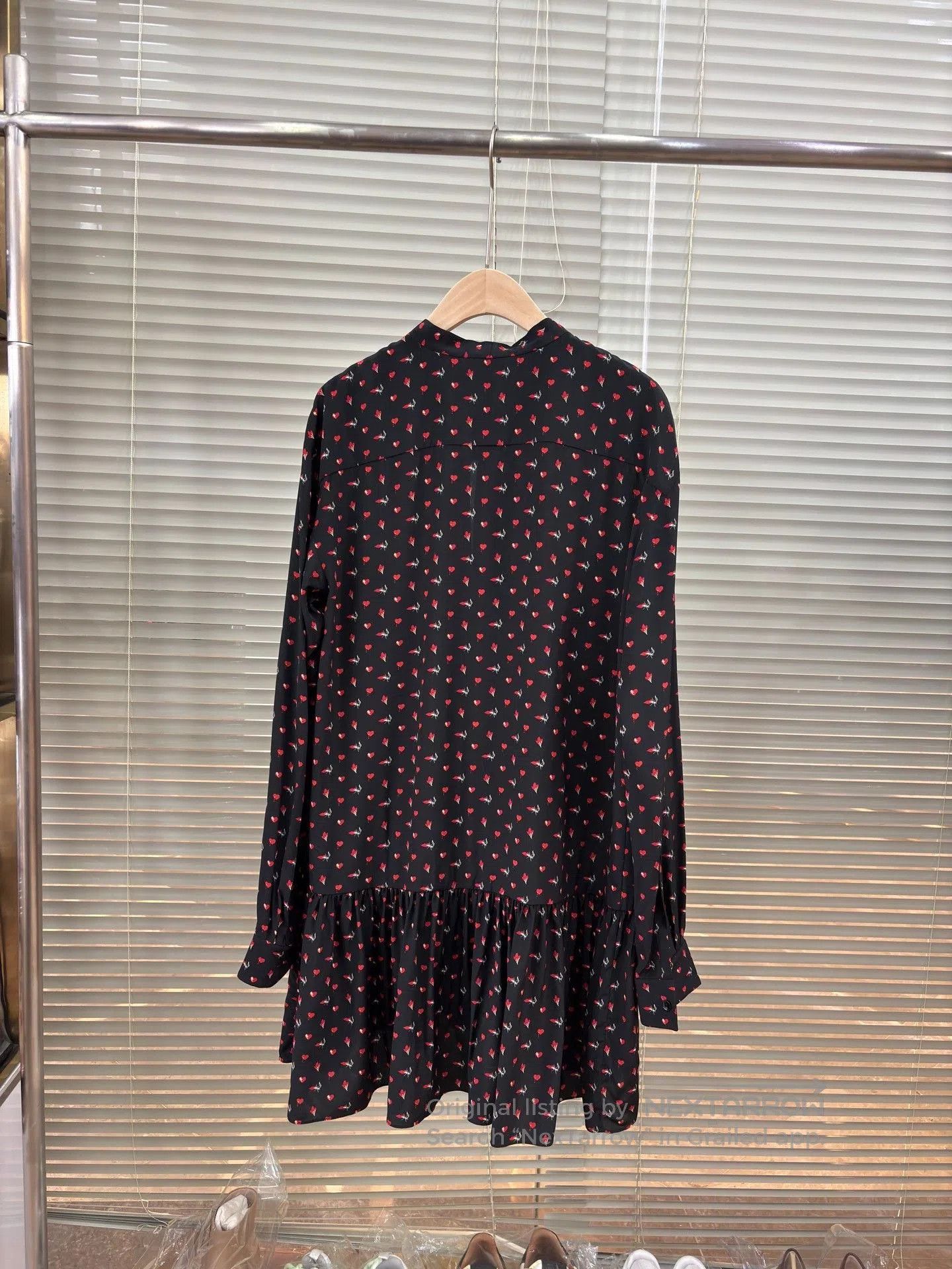 Yves Saint Laurent YSL Black Silk Bow Long Sleeve Pleated Dress. Size S / US 4 / IT 40 - 2 Thumbnail