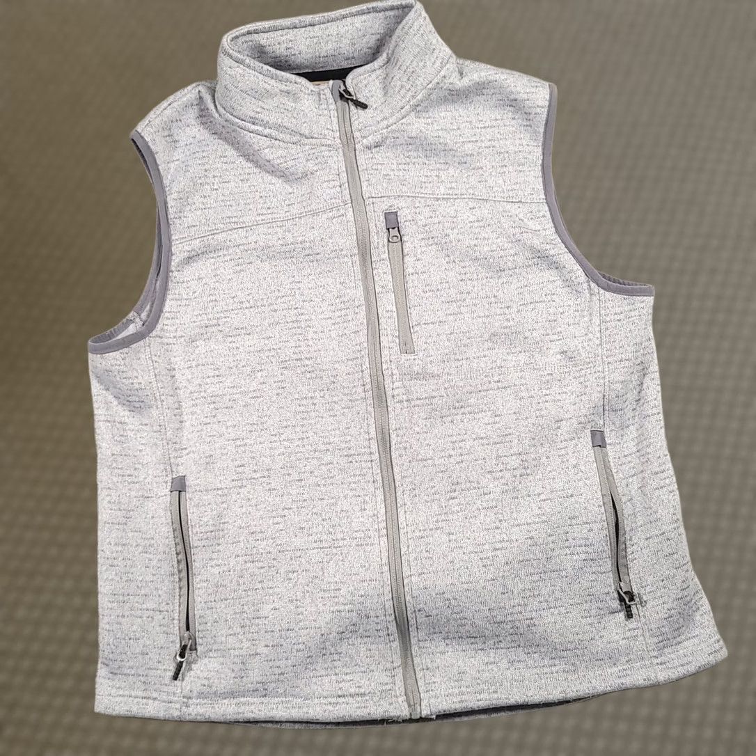 Vintage VINTAGE American Outback Vest Mens XL Gray Full Zip Outdoors Hiking Pockets Mens XL Gray Full Zip Outdoors Hiking Pockets Size US XL / EU 56 / 4 - 1 Thumbnail