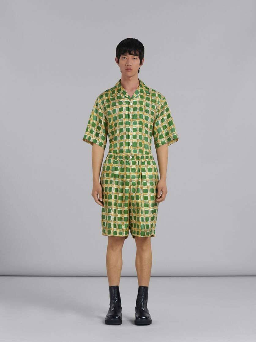 Marni o1w1db10125 Silk Twill Shorts in Green Size US 36 / EU 52 - 2 Thumbnail