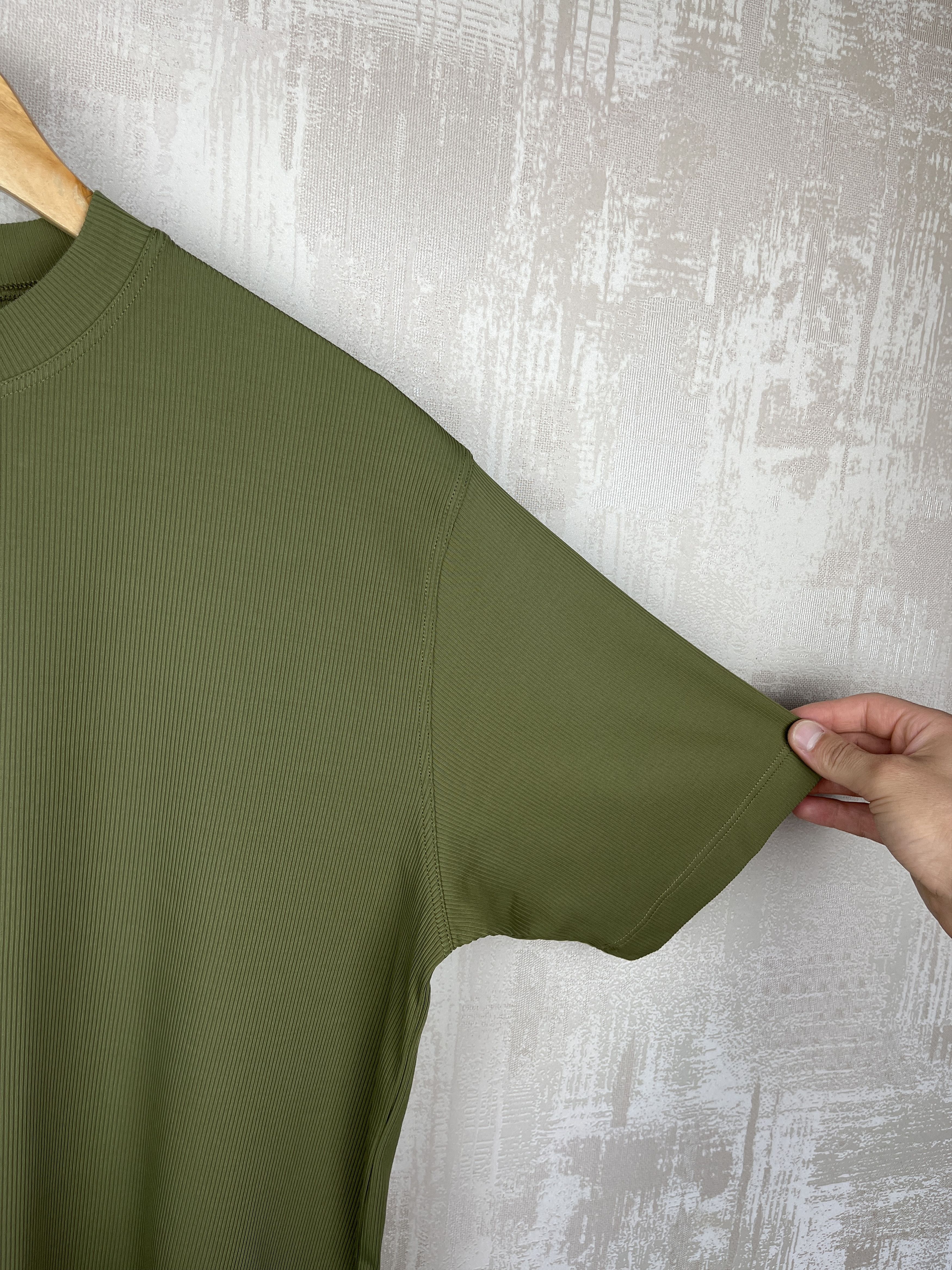Vintage Mando di Marco Ribbed Viscose T-shirt Size 50 fits to M-L Size US M / EU 48-50 / 2 - 7 Thumbnail