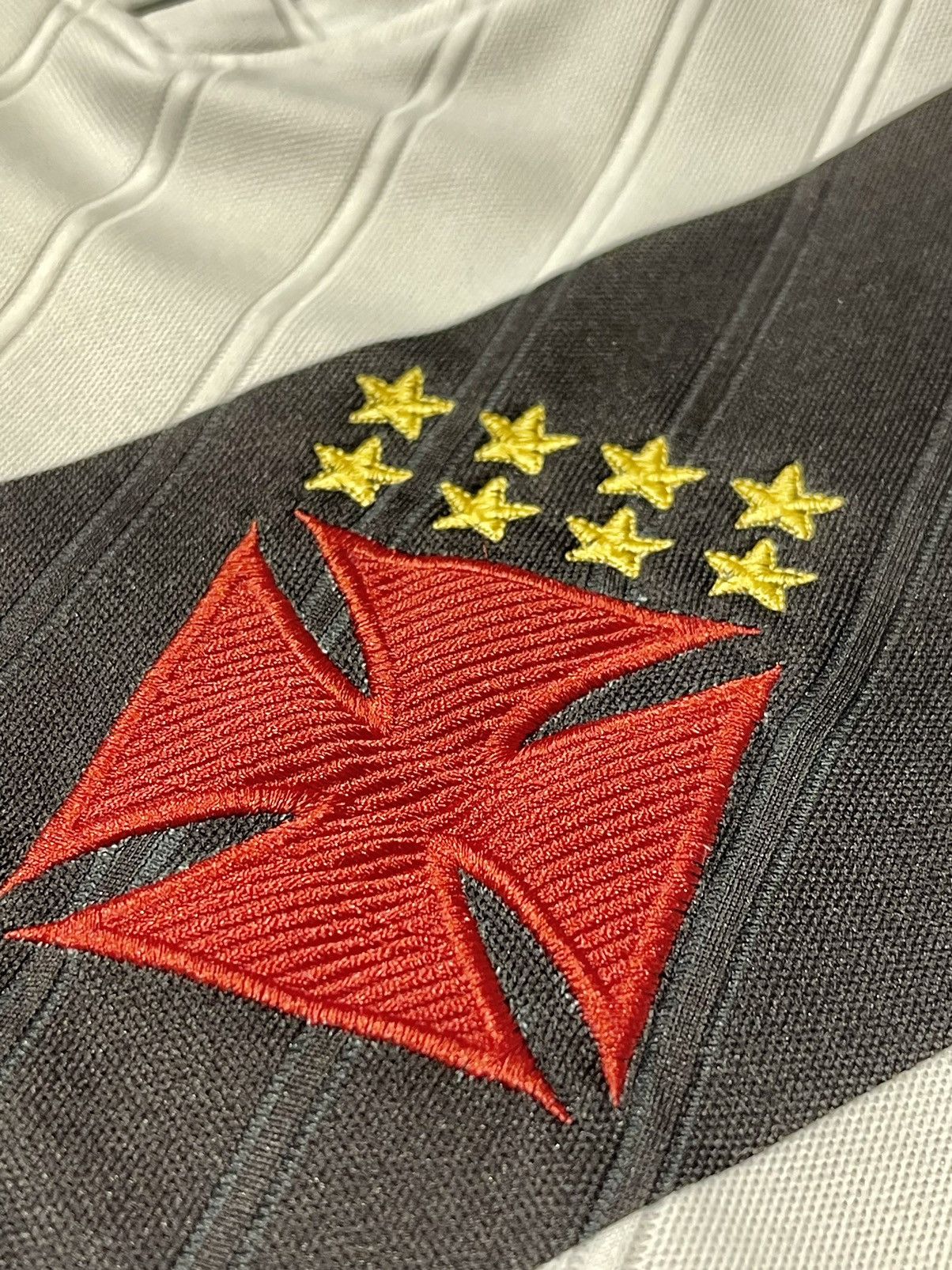 Umbro × Vintage Vintage Umbro Vasco Da Gama Brasil 2002 Home Jersey Size US M / EU 48-50 / 2 - 7 Thumbnail