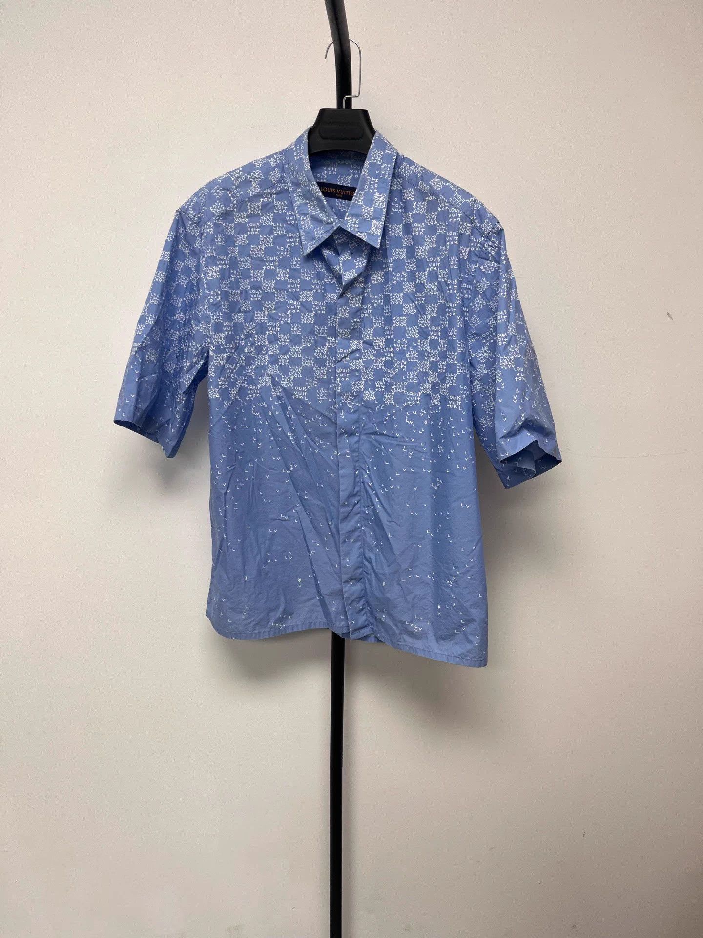 Louis Vuitton LOUIS VUITTON Gingham Gradient S/S Shirt Men's Blue L Size US L / EU 52-54 / 3 - 1 Thumbnail