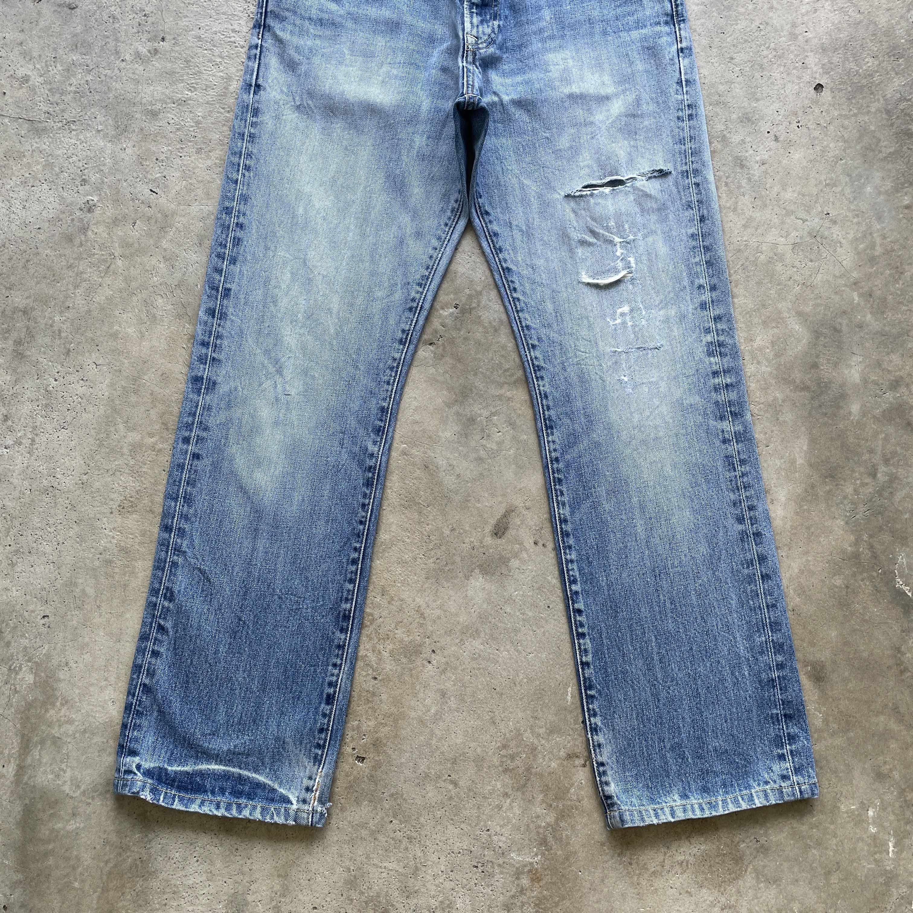 Japanese Brand VINTAGE JAPANESE JEANS FADED DISTRESSED DENIM PANTS W31 Size US 31 - 4 Thumbnail