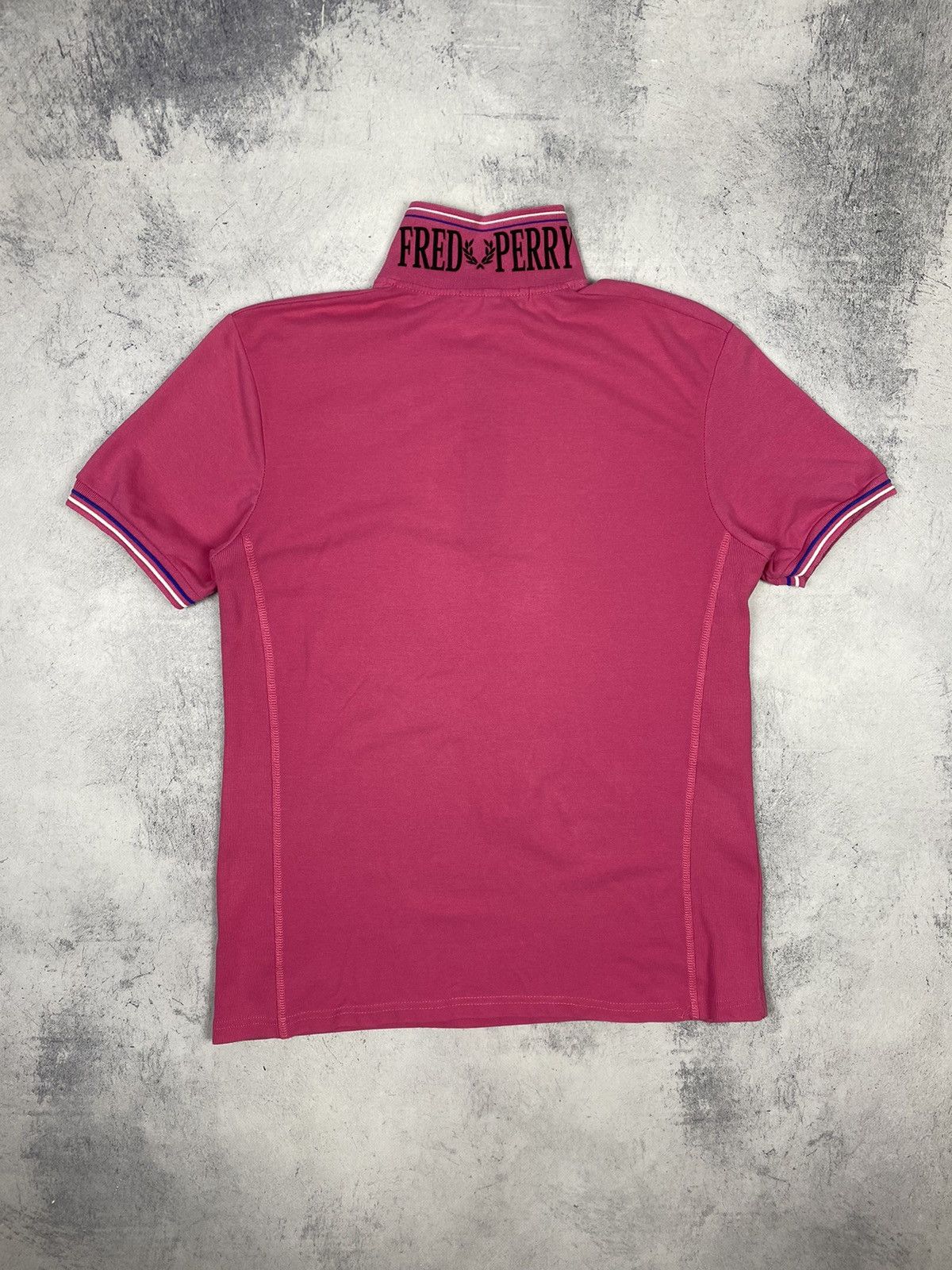 Fred Perry Fred Perry Embroidered Logo Polo Shirt Pink Size M Size US M / EU 48-50 / 2 - 9 Thumbnail