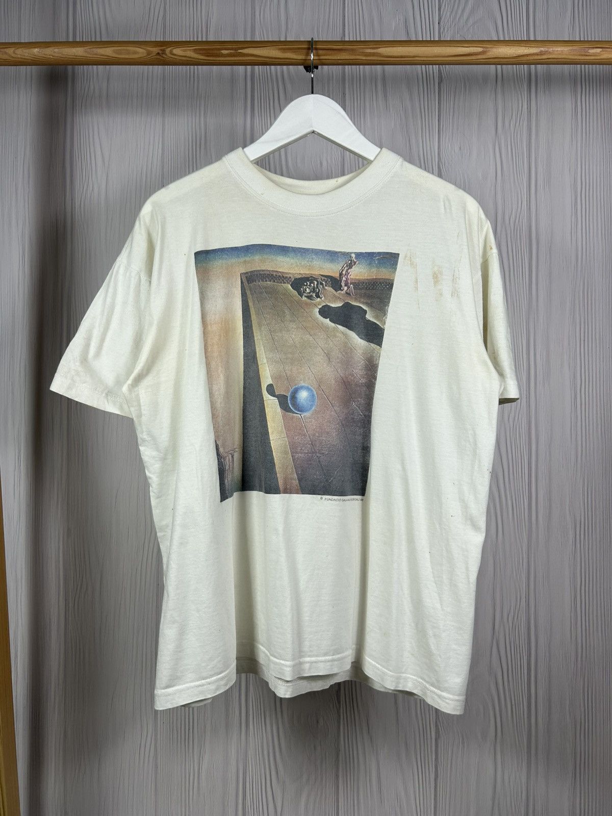 Arts & Science Rare Vintage 1998 Salvador Dali Vertigo Art T-Shirt Size L Size US L / EU 52-54 / 3 - 1 Thumbnail