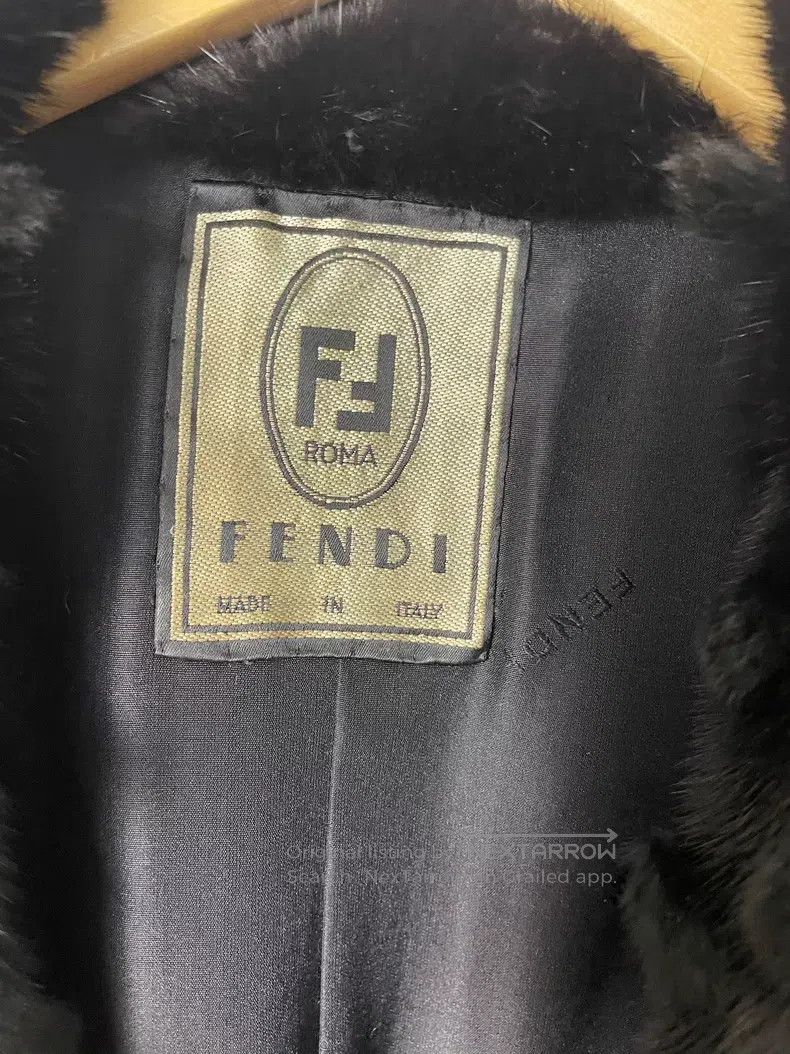 Fendi Fendi Vintage Black Fur Size M / US 6-8 / IT 42-44 - 2 Thumbnail