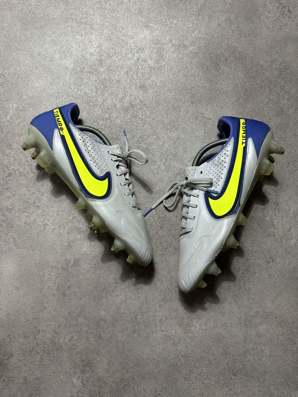 image of Nike Tiempo Legend 9 Elite Sg-Pro Ac Soft-Ground Soccer Shoes in Blue Grey, Men's (Size 10)