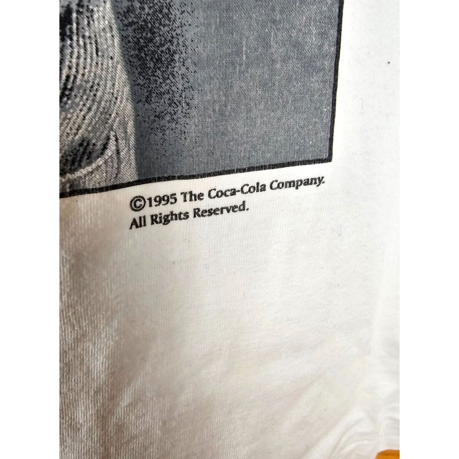 Vintage VINTAGE COCA-COLA POLA BEAR SINGLE STITCH WHITE COTTON T-SHIRT XL Men T-Shirt Size XL Size US XL / EU 56 / 4 - 3 Thumbnail