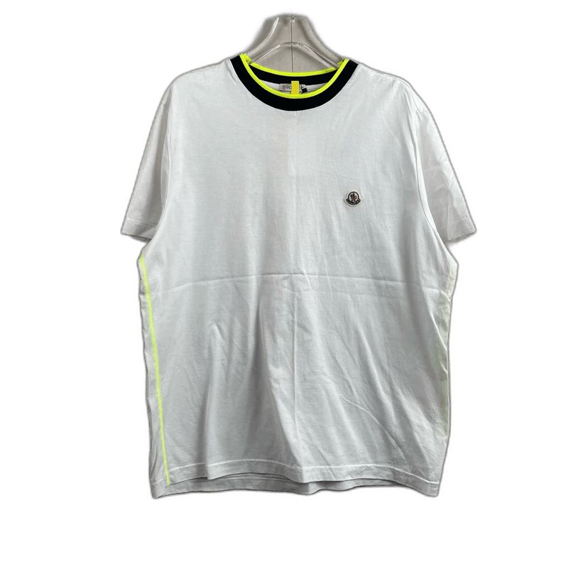 Moncler Moncler small logo short sleeve tee Size US XL / EU 56 / 4 - 1 Thumbnail