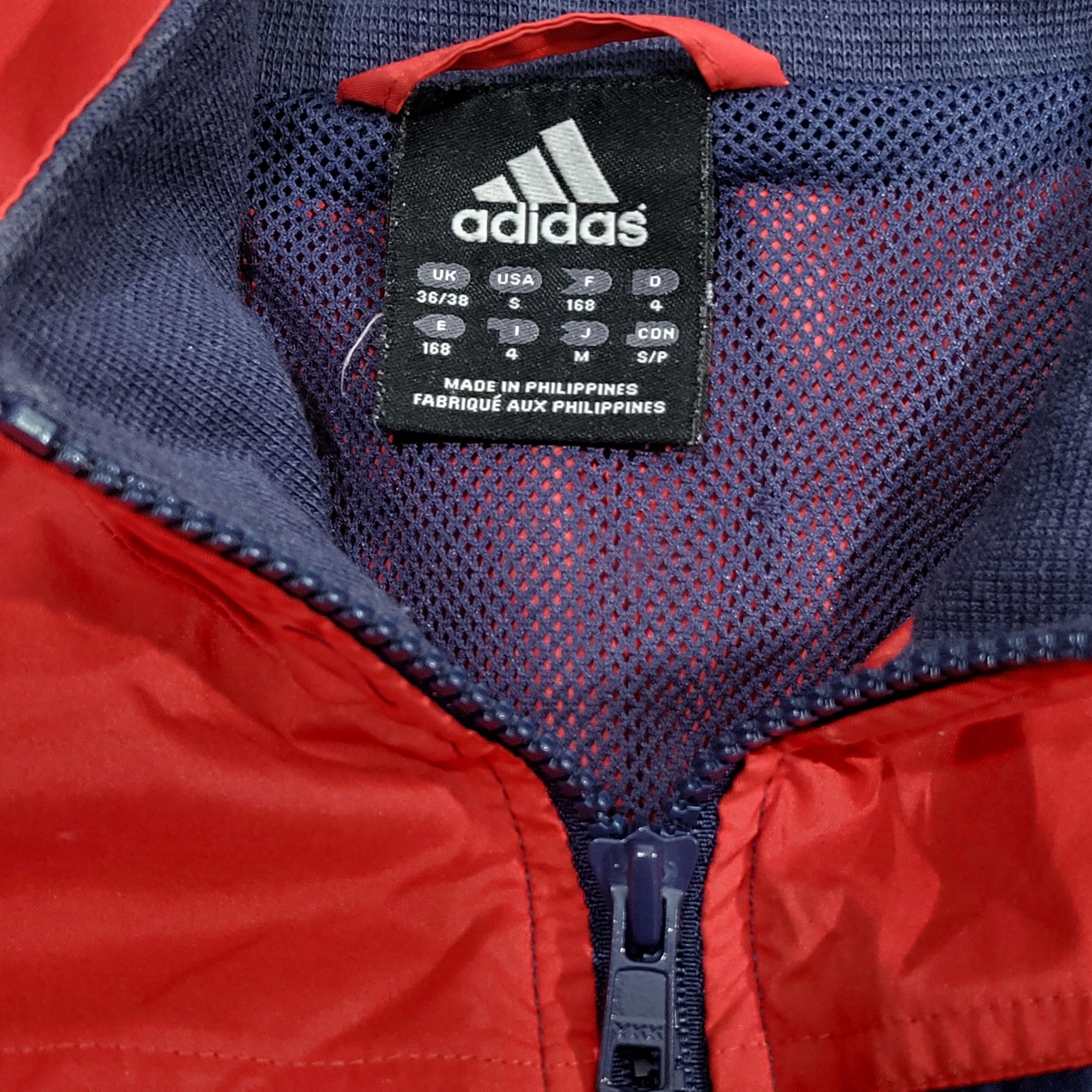 Adidas Vintage Adidas jacket.Size S but fit M. Size US S / EU 44-46 / 1 - 5 Thumbnail