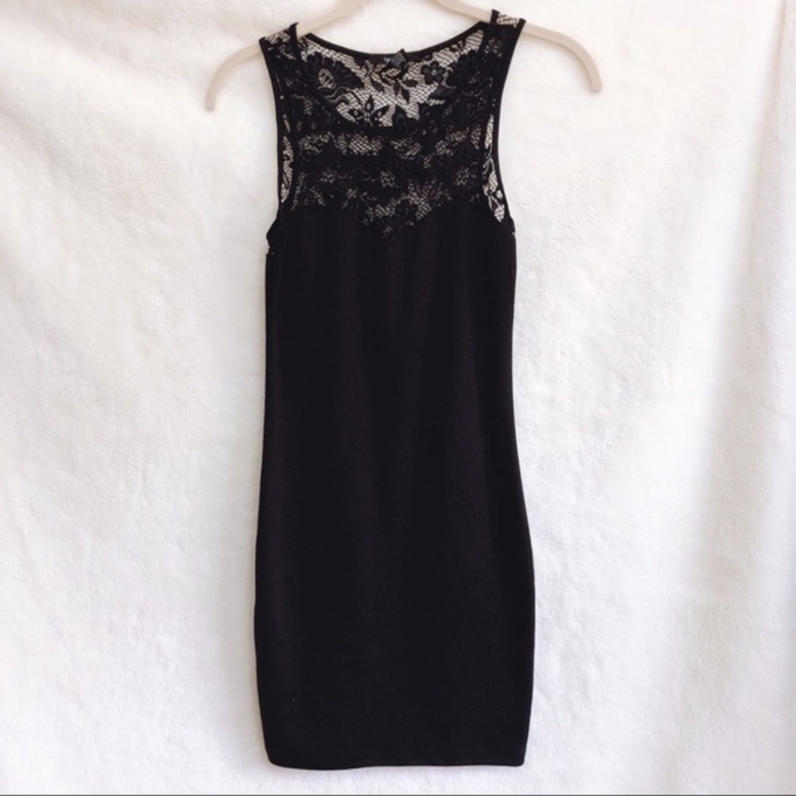 Forever 21 Forever 21 Black Body Con Top Lace Mini Dress Size S / US 4 / IT 40 - 3 Thumbnail